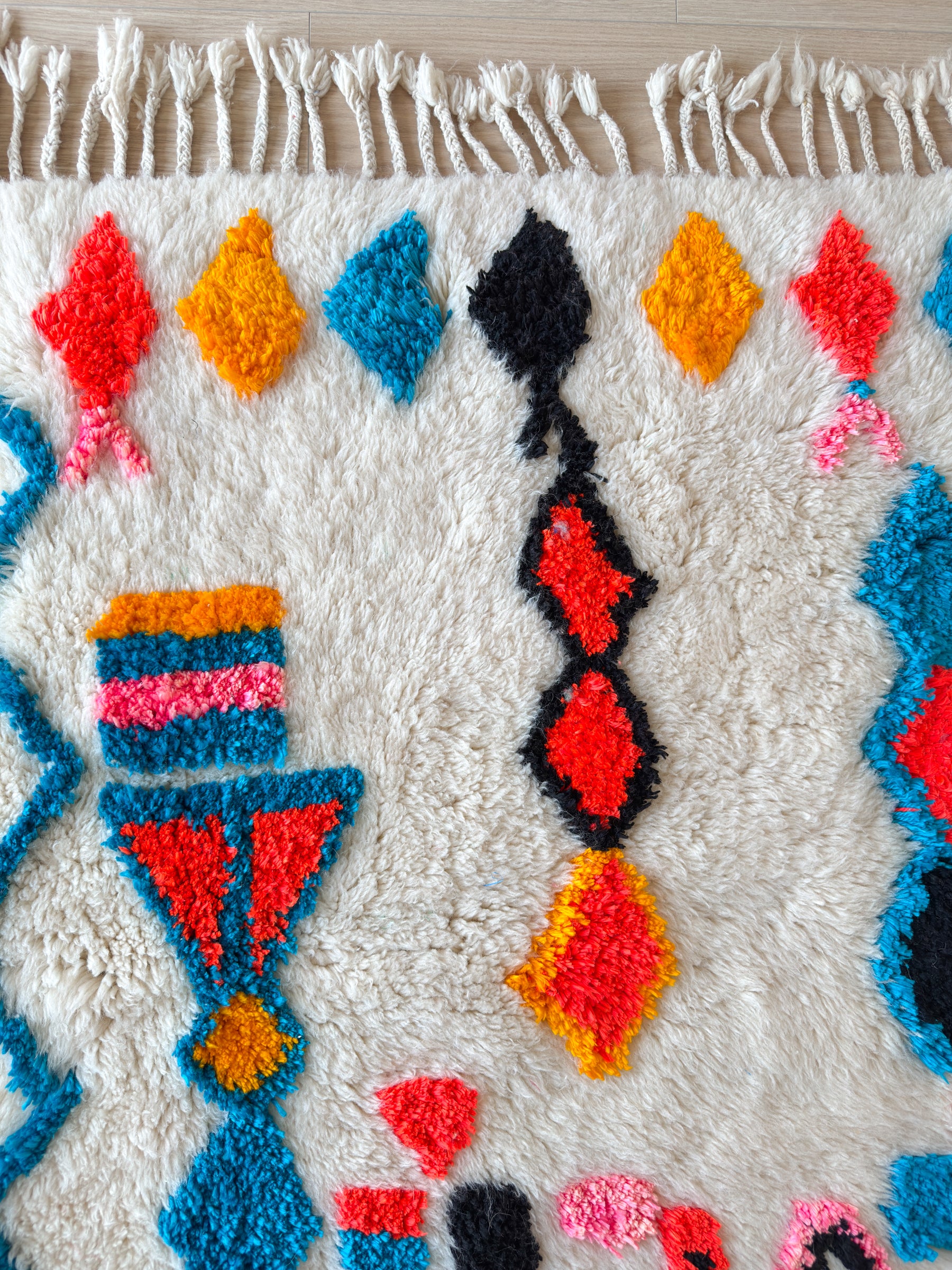 Colorful Berber rug 102 x 161 cm - No. 2474