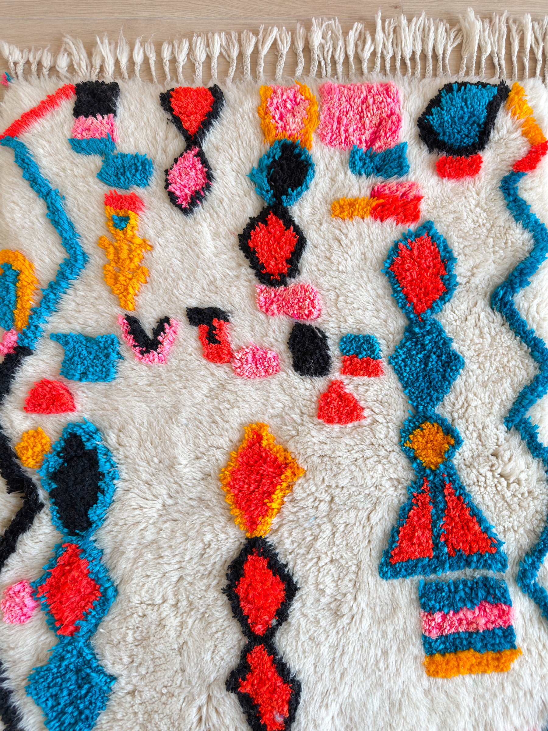 Colorful Berber rug 102 x 161 cm - No. 2474