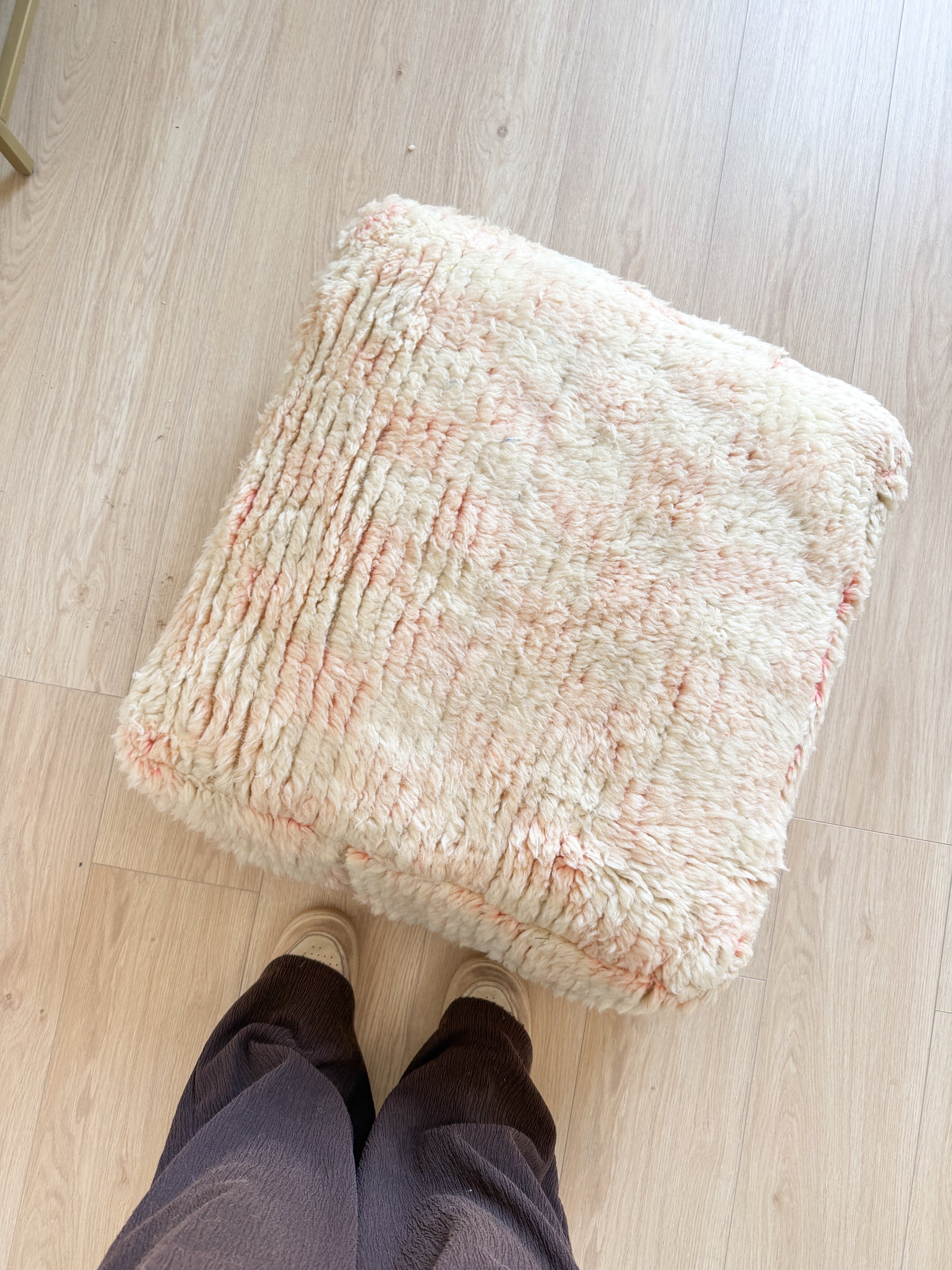 Entwurf – Marokkanischer Pouf, farbenfroher Berber-Pouf – 60 x 60 cm – Nr. 122
