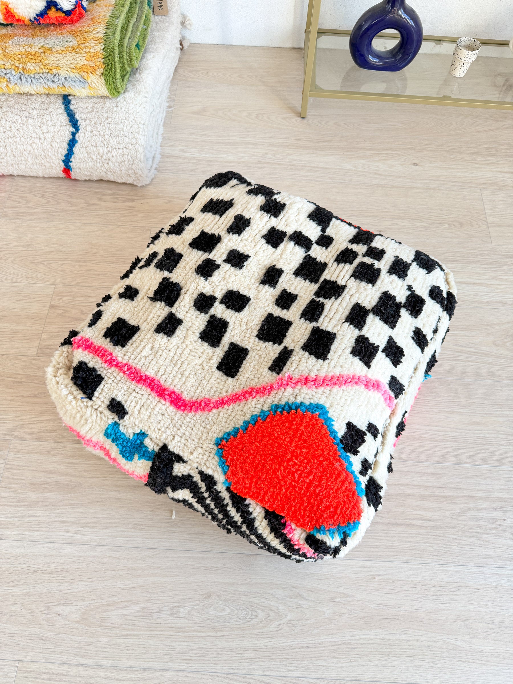 Moroccan pouf, colorful Berber pouf - 60 x 60 cm - n°86