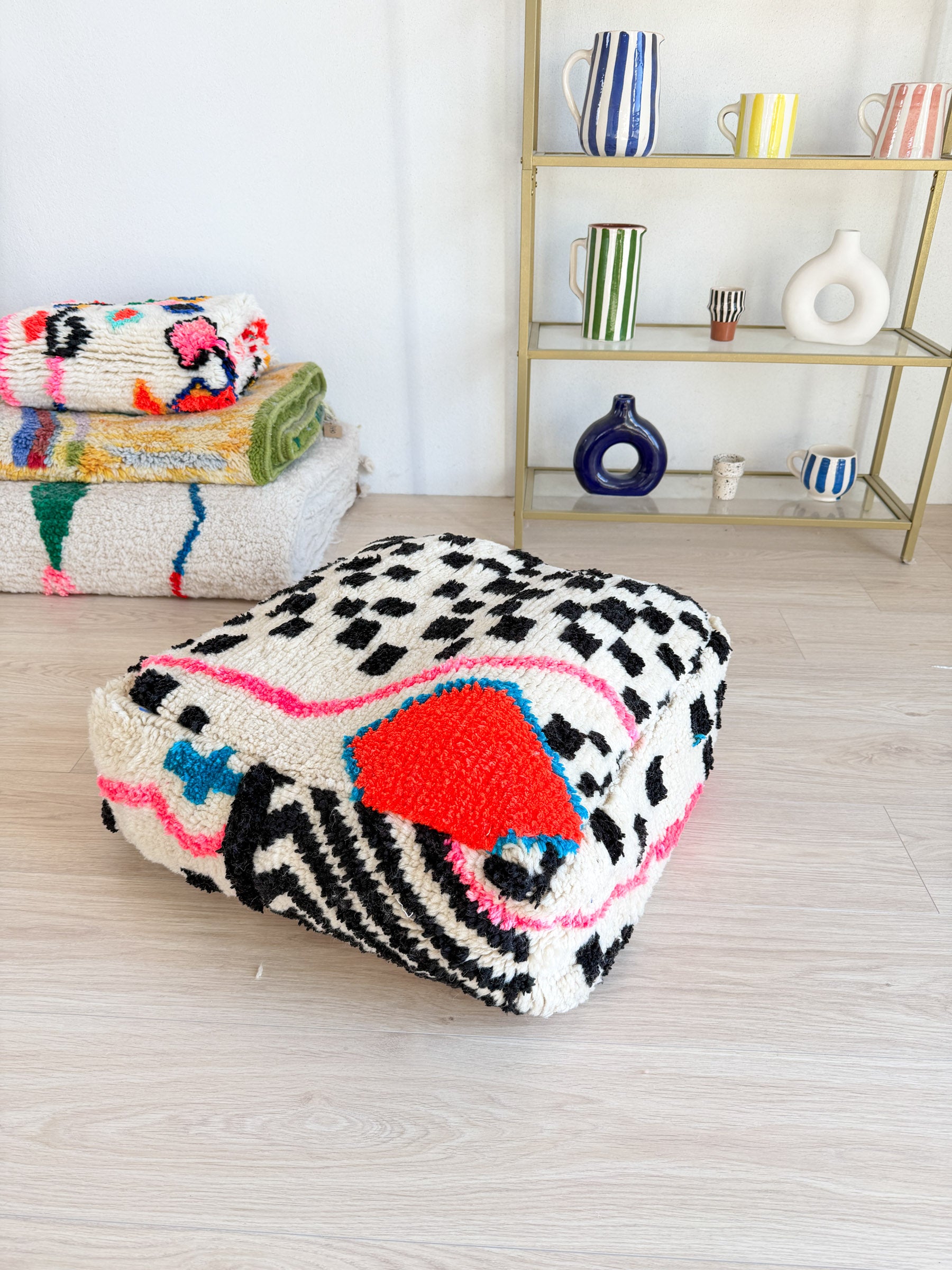 Moroccan pouf, colorful Berber pouf - 60 x 60 cm - n°86