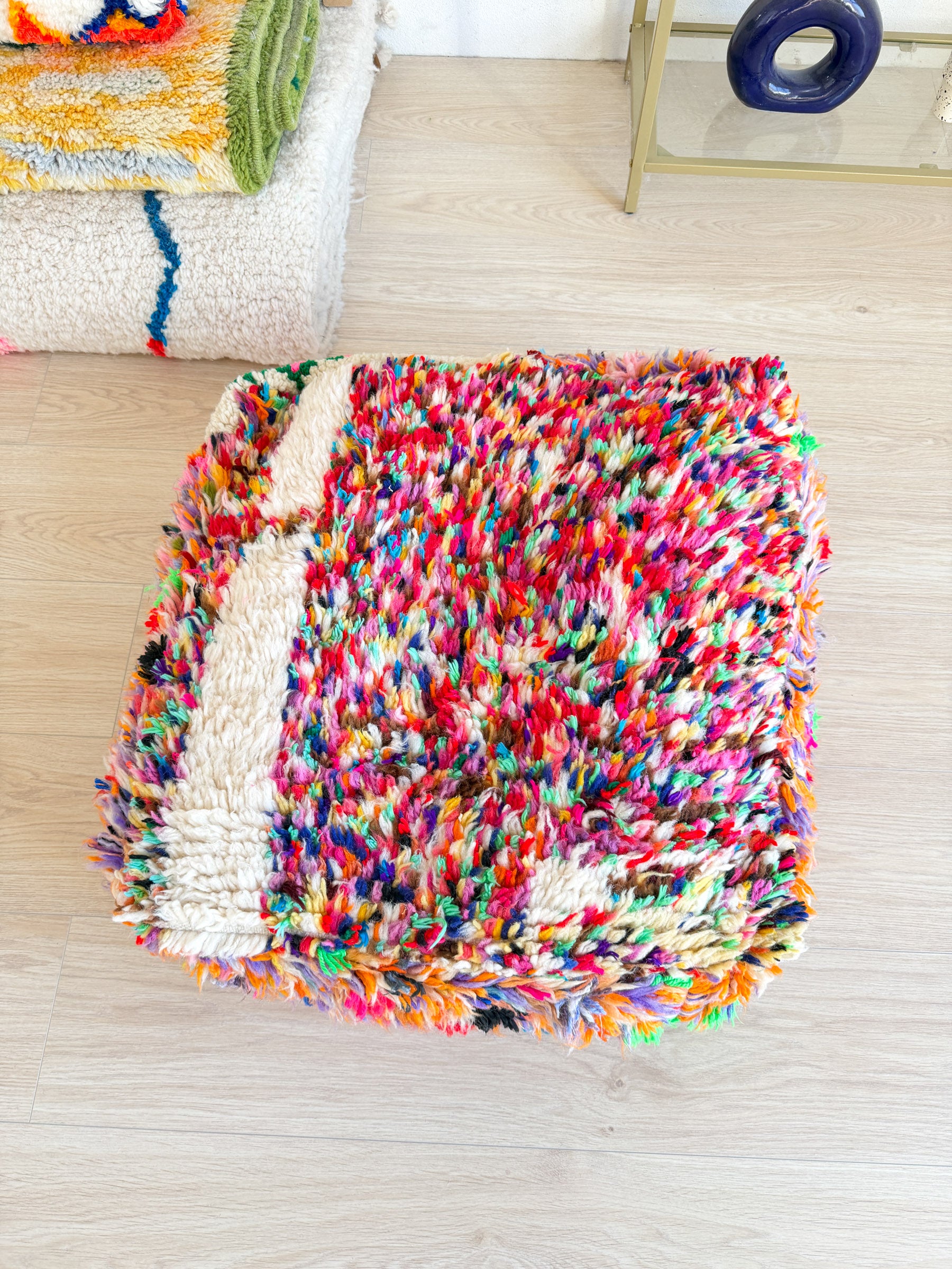 Moroccan pouf, colorful Berber pouf - 60 x 60 cm - n°84