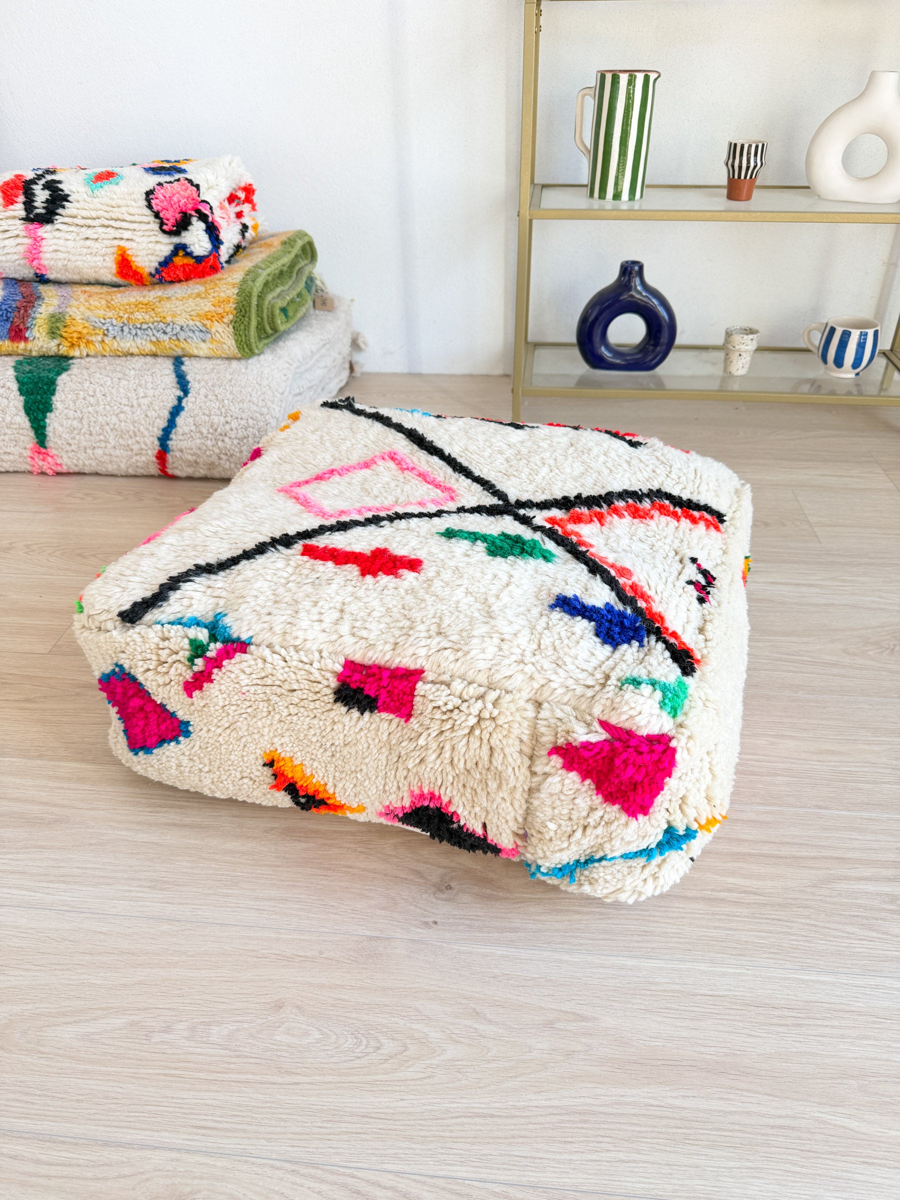 Moroccan pouf, colorful Berber pouf - 60 x 60 cm - n°82