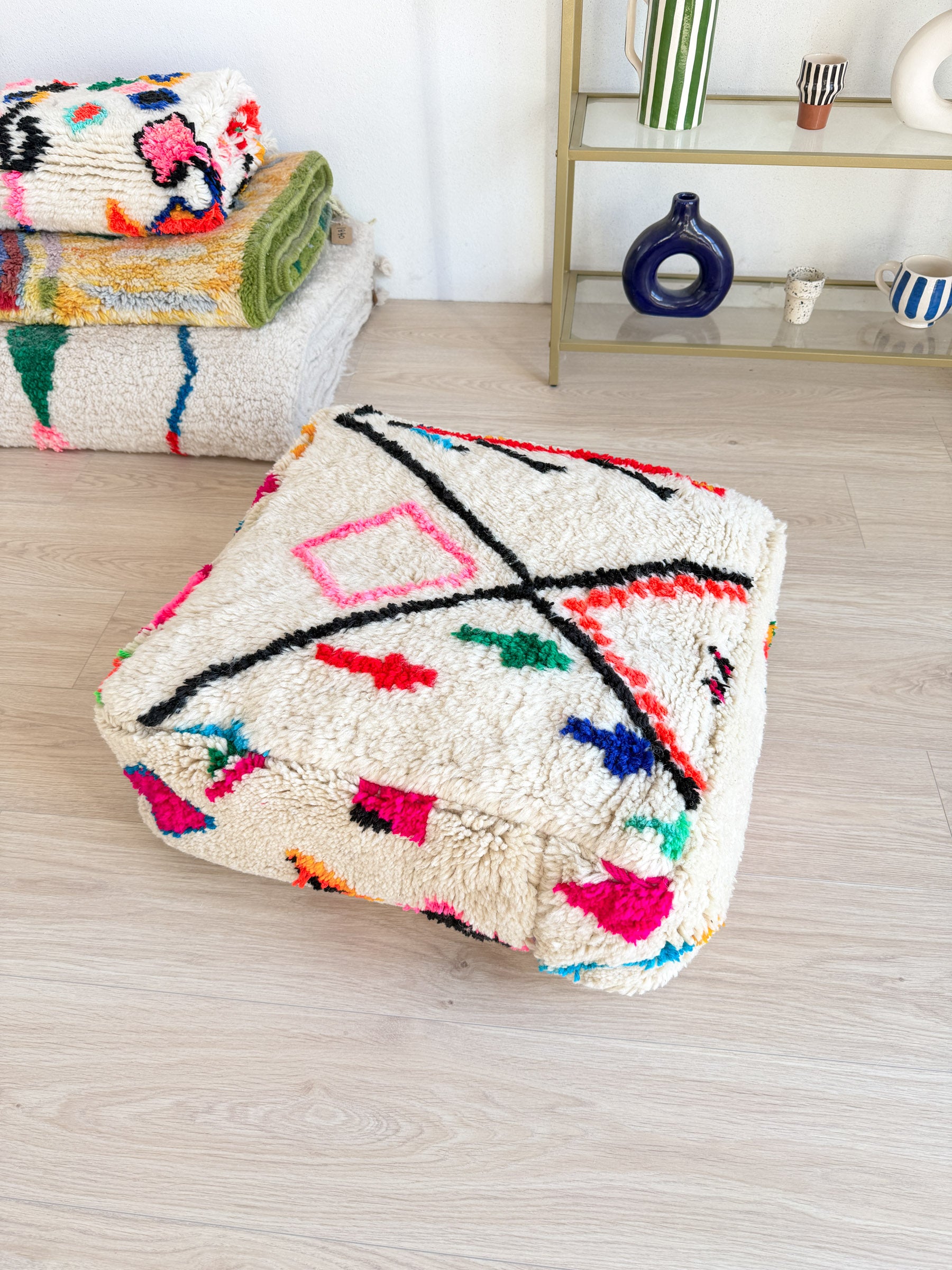 Moroccan pouf, colorful Berber pouf - 60 x 60 cm - n°82