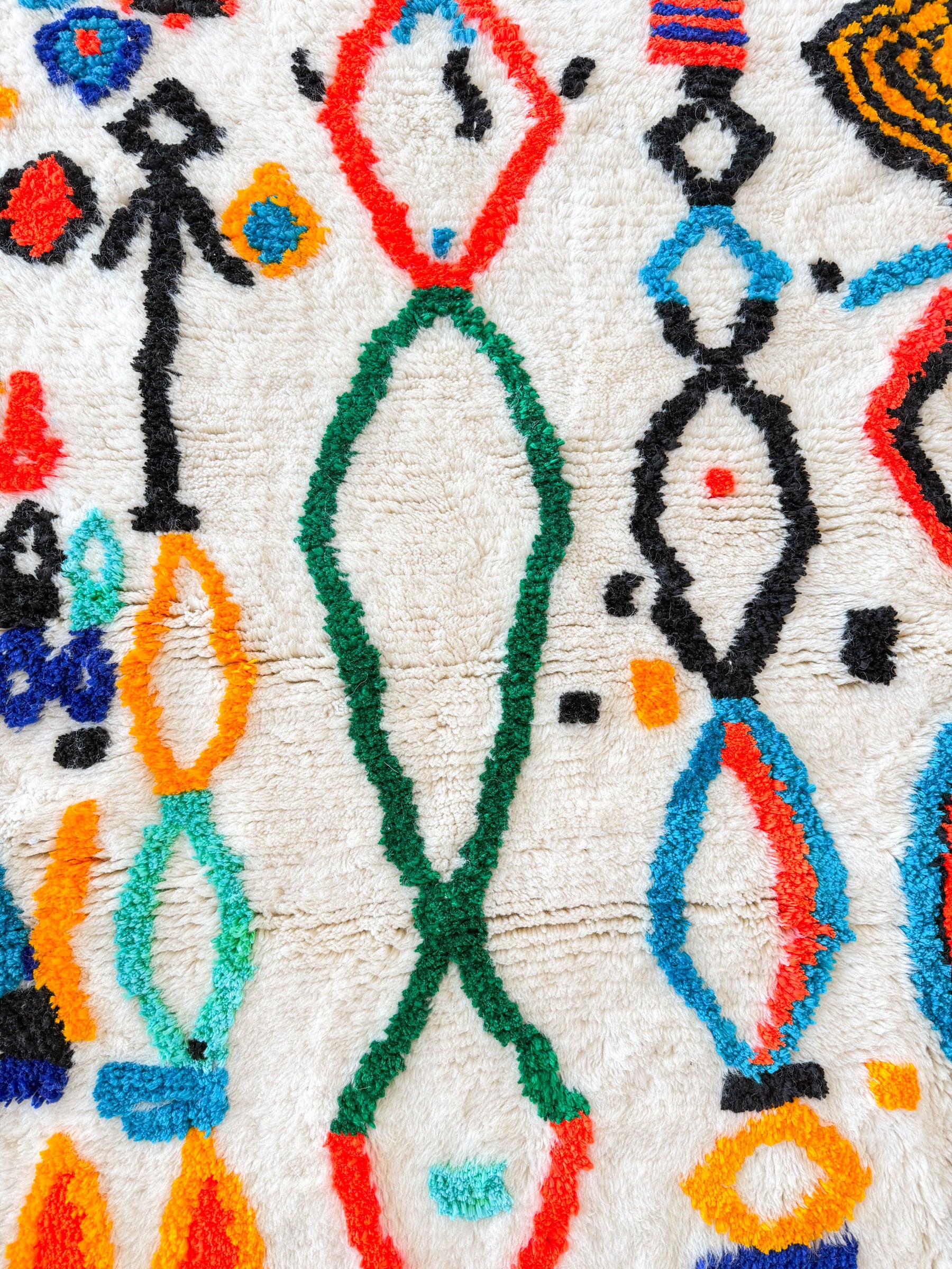 Colorful Berber rug 102 x 169 cm - No. 2406