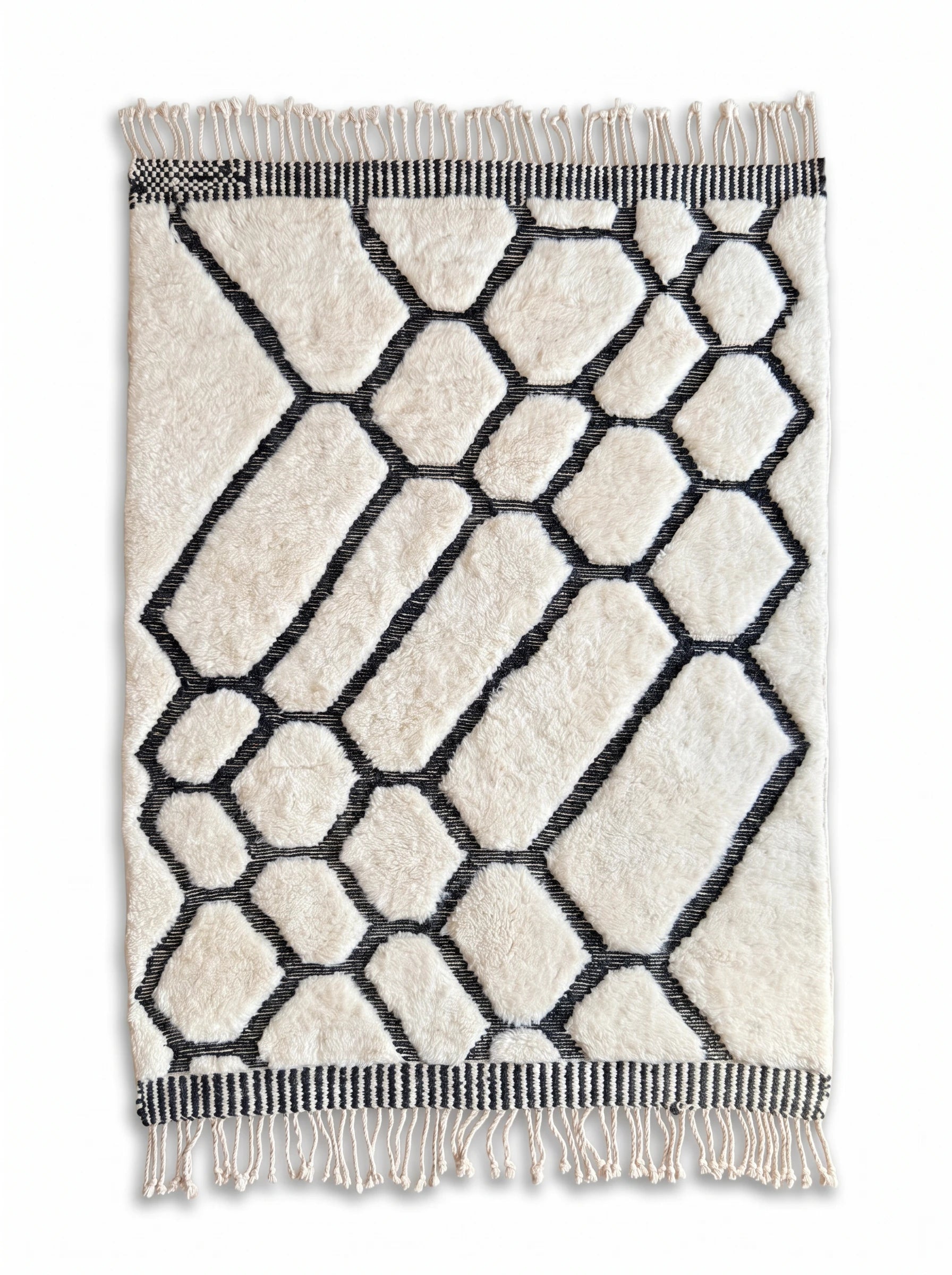 Teppich M'rirt 150 x 219 cm, handgefertigter Berberteppich aus Wolle | Tamazi