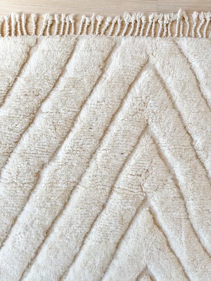 White Beni Ouarain rugs