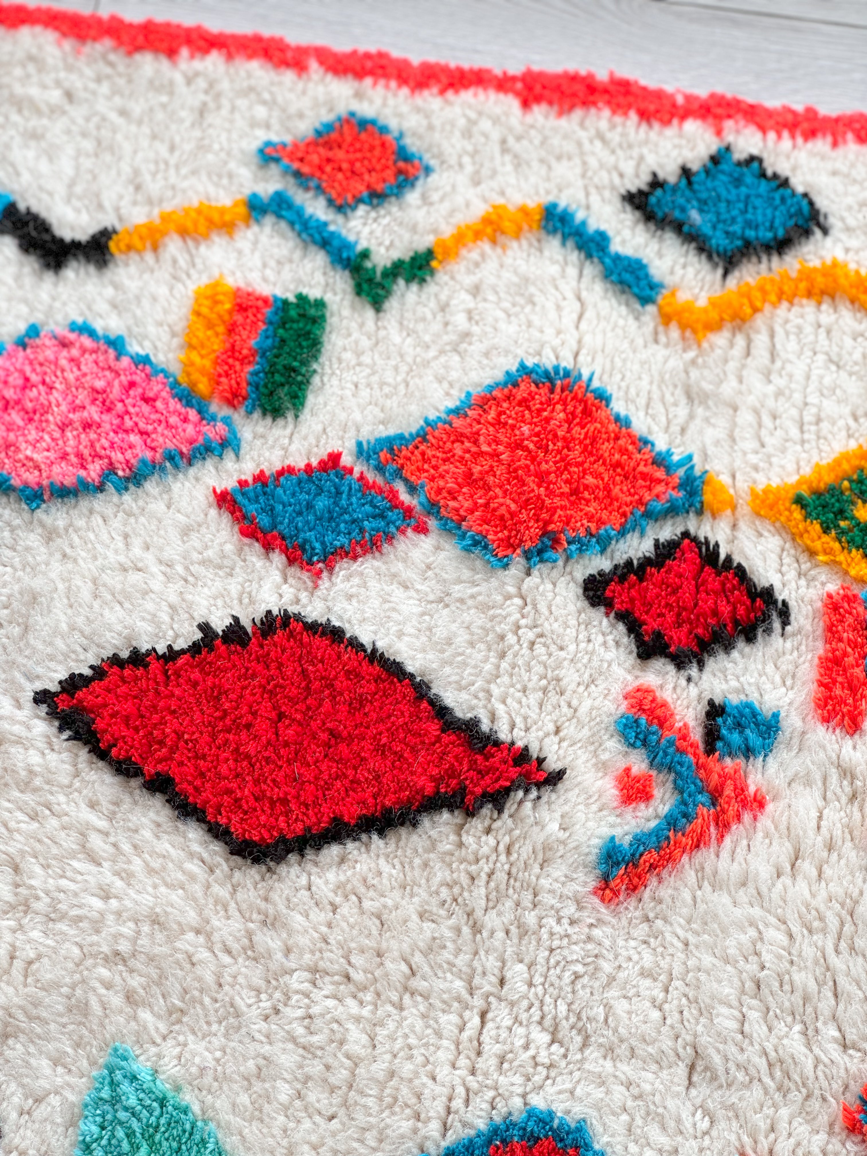 Colorful Berber rug 93 x 173 cm - n°876