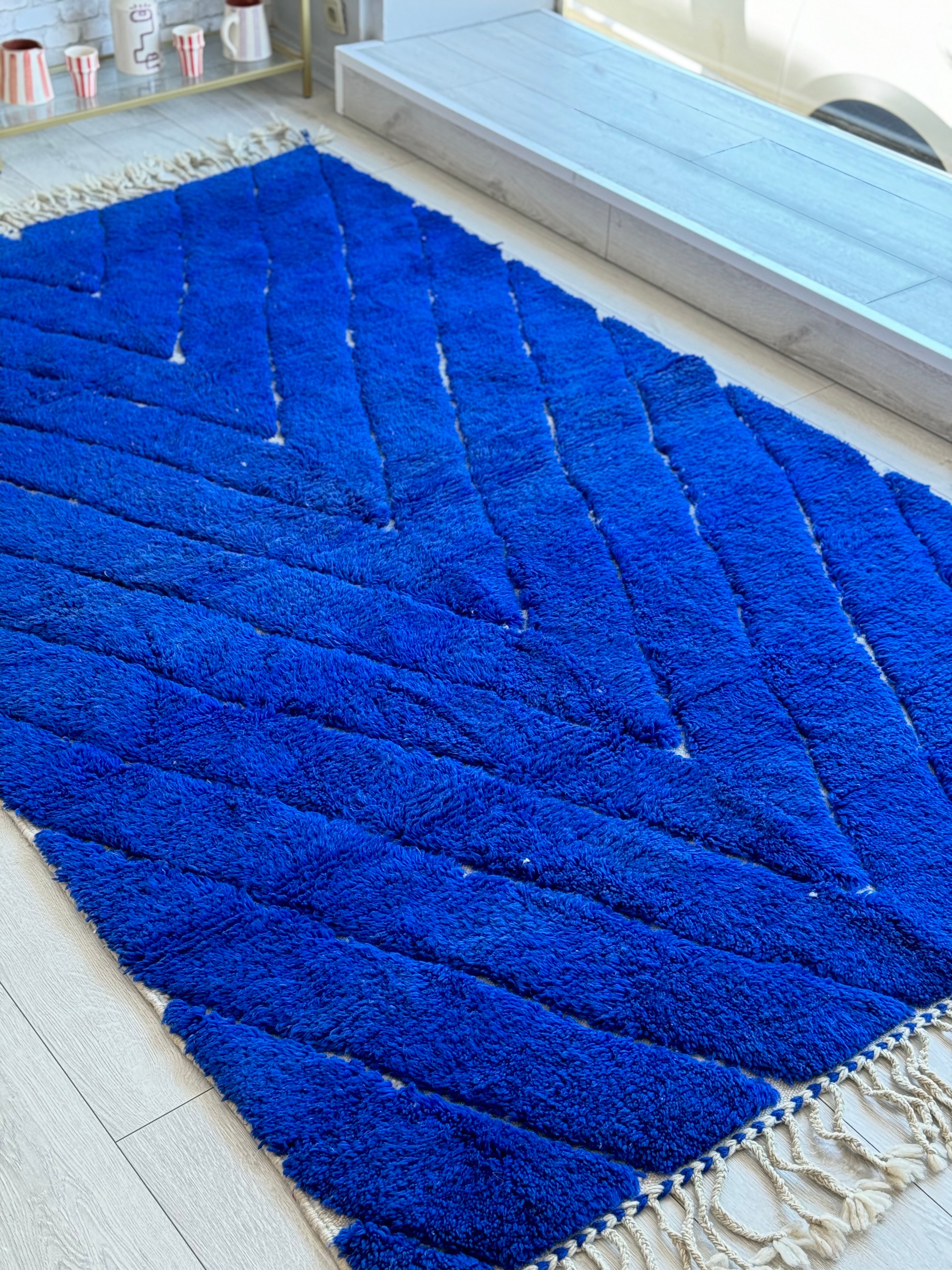 Tapis berbère bleu Majorelle, Beni Ouarain coloré - n°682