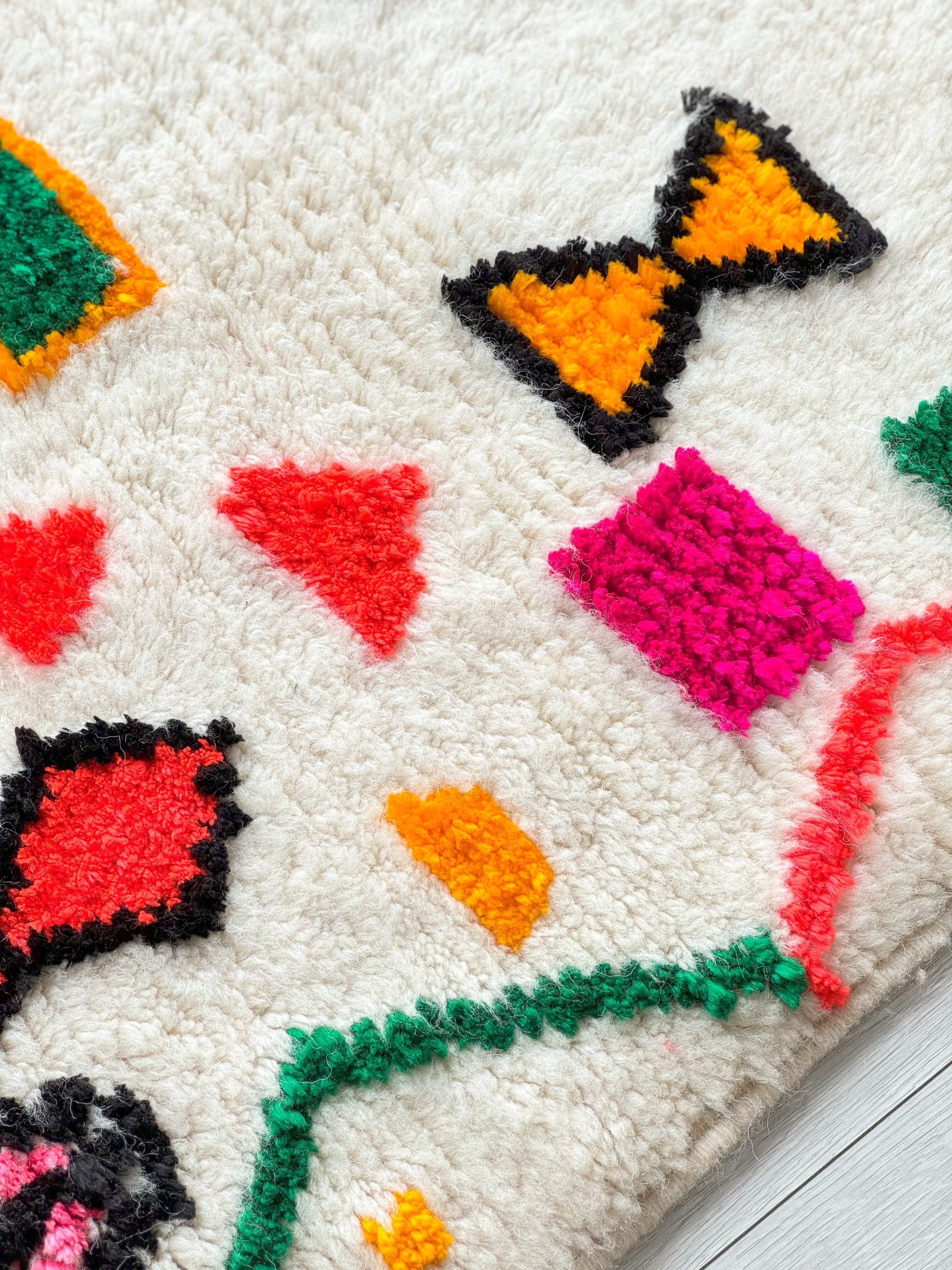 Colorful Berber rug 100 x 163 cm - n°1071