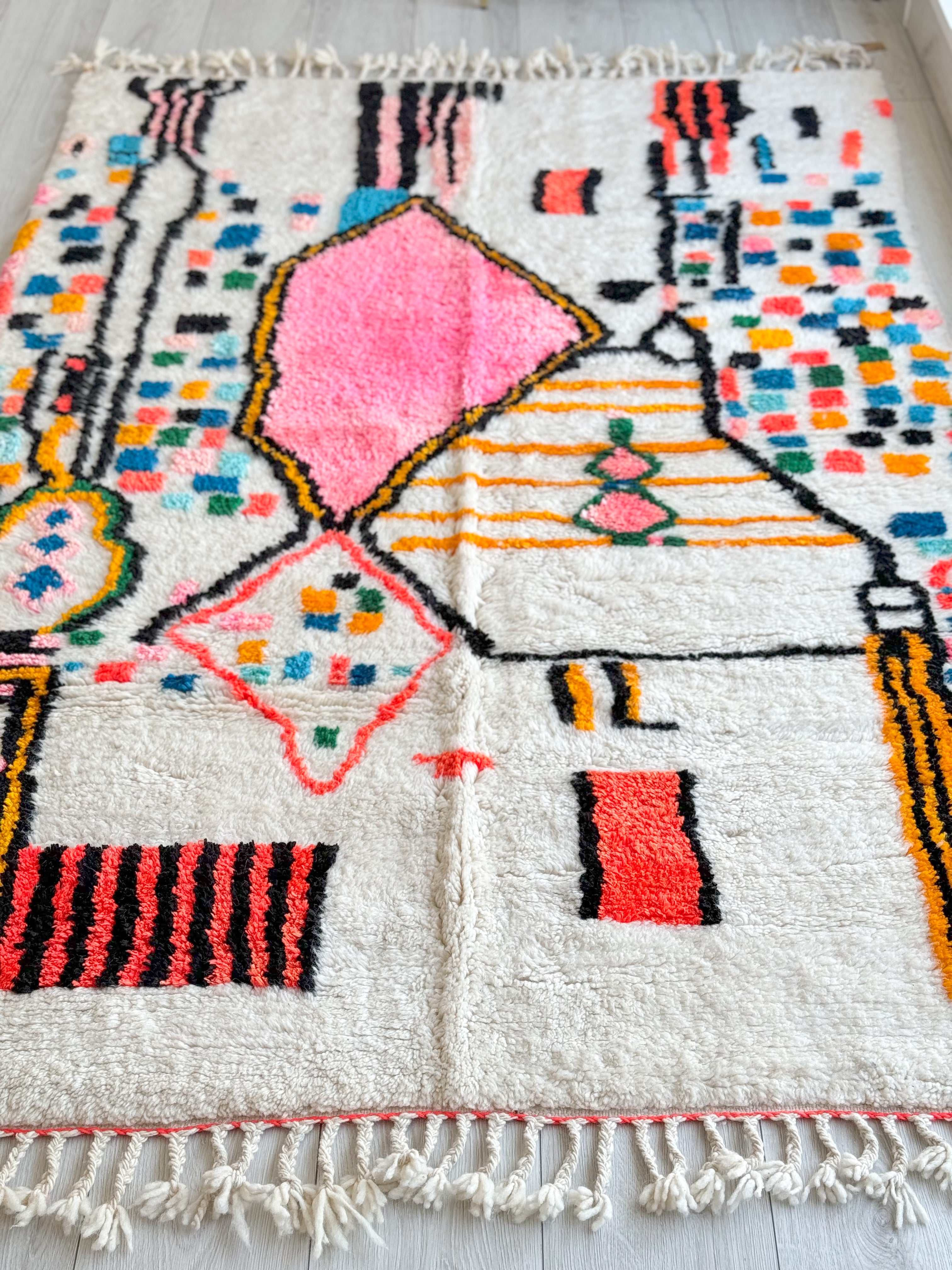 Colorful Berber rug 148 x 242 cm - n°940