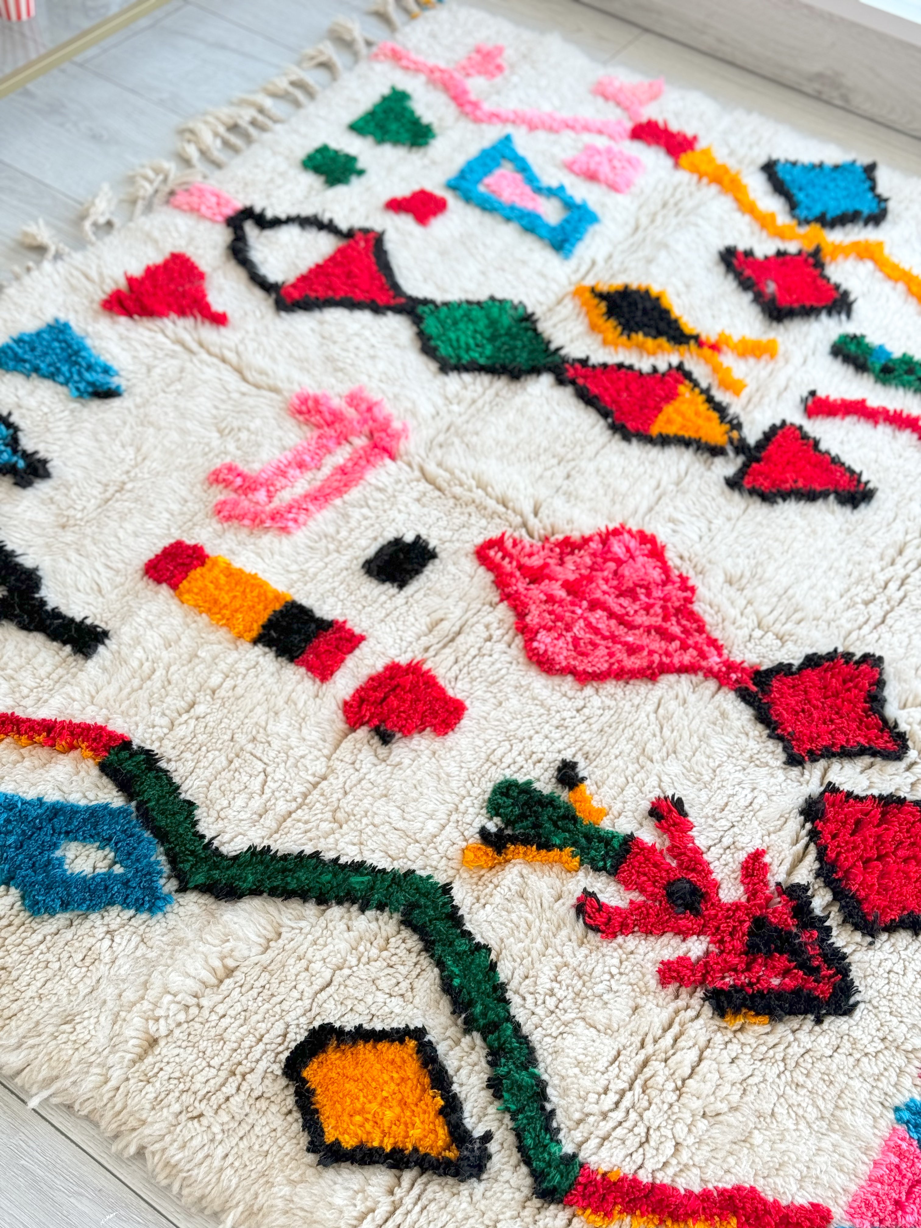 Colorful Berber rug 149 x 216 cm - n°1110