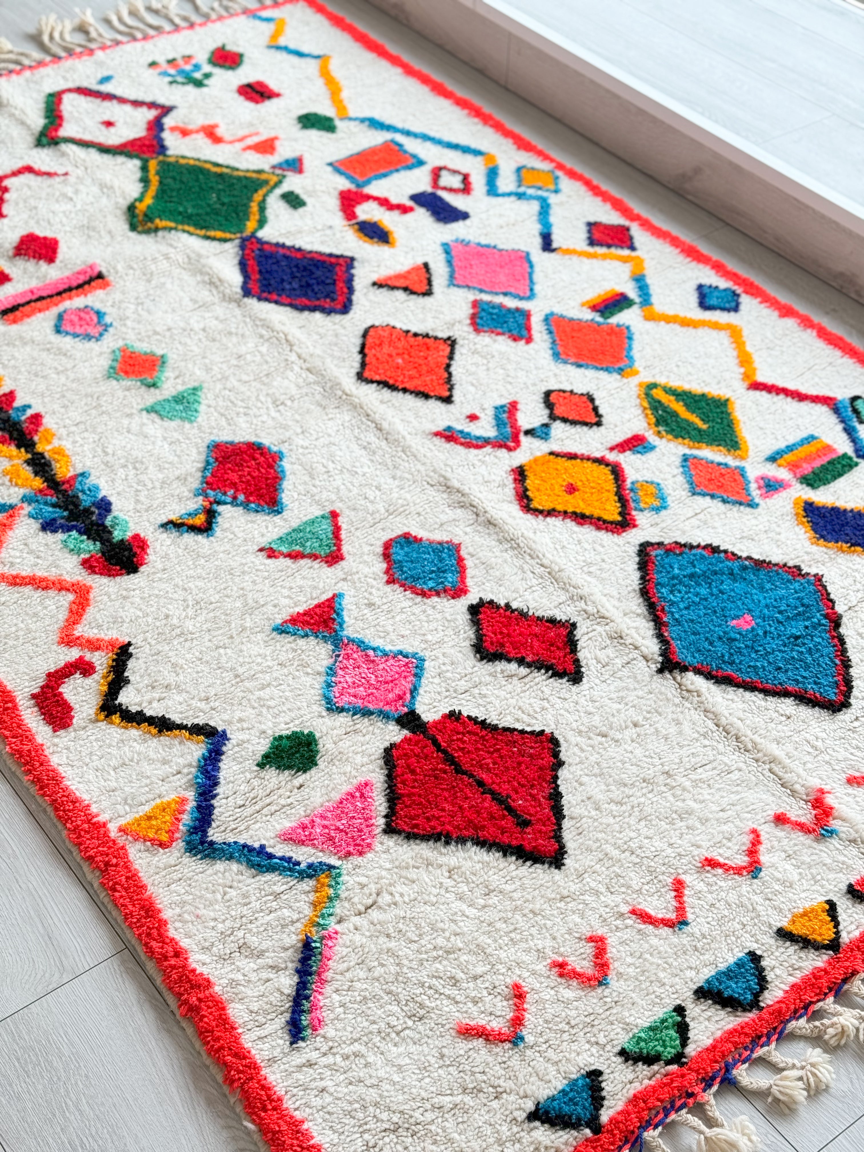 Colorful Berber rug 150 x 260 cm - n°891