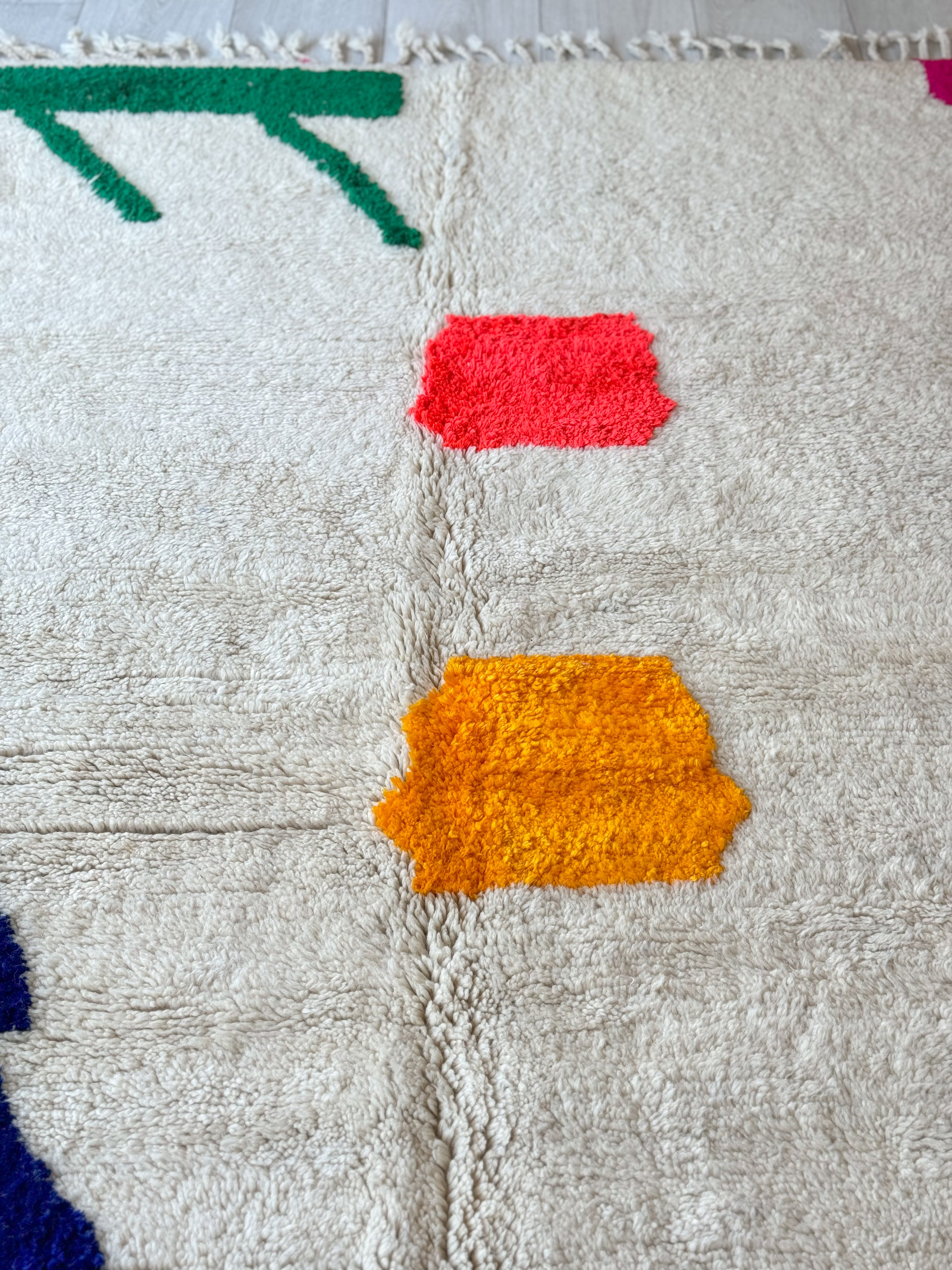 Colorful Berber rug 143 x 270 cm - n°735