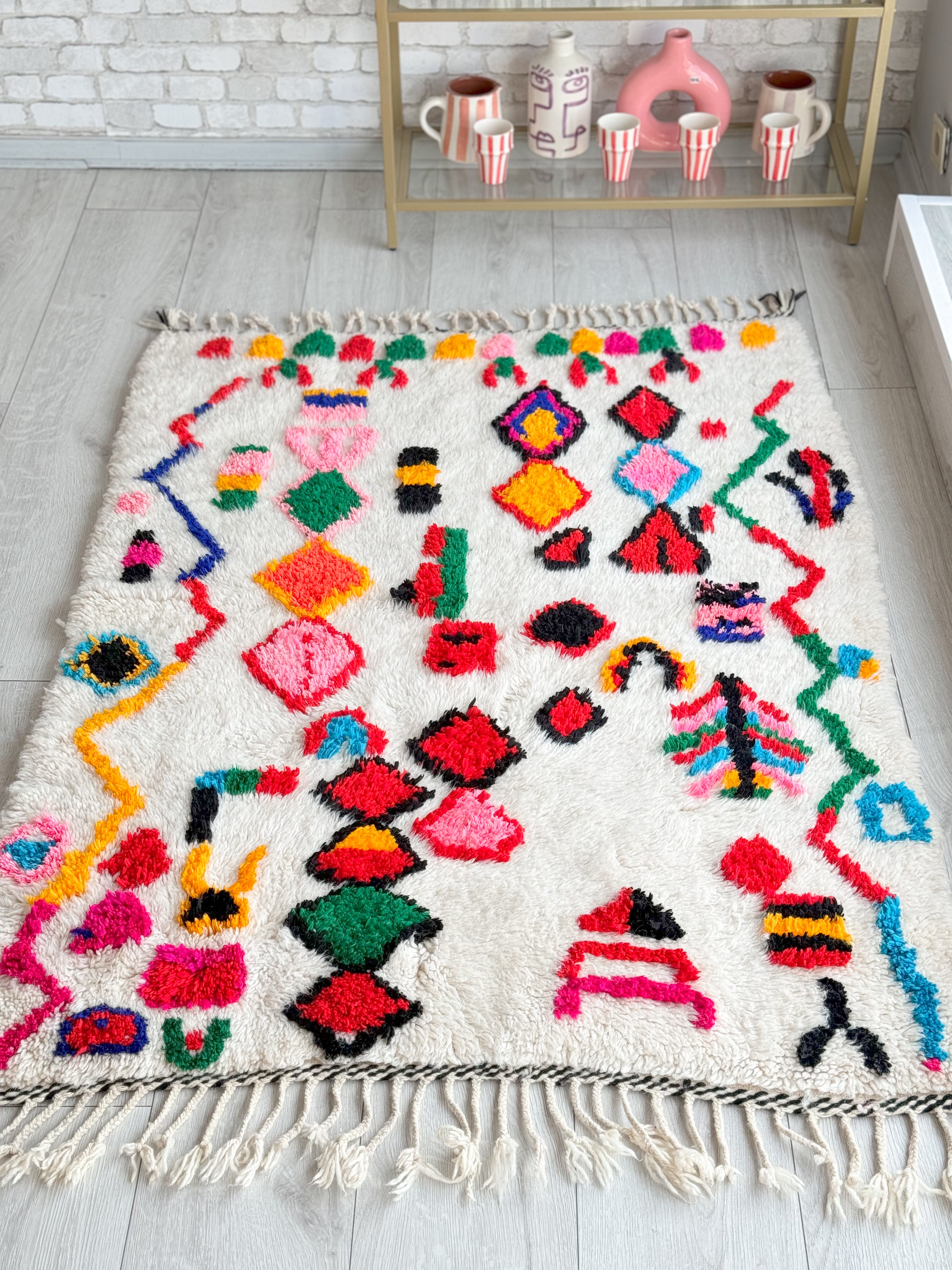 Colorful Berber rug 106 x 160 cm - n°873