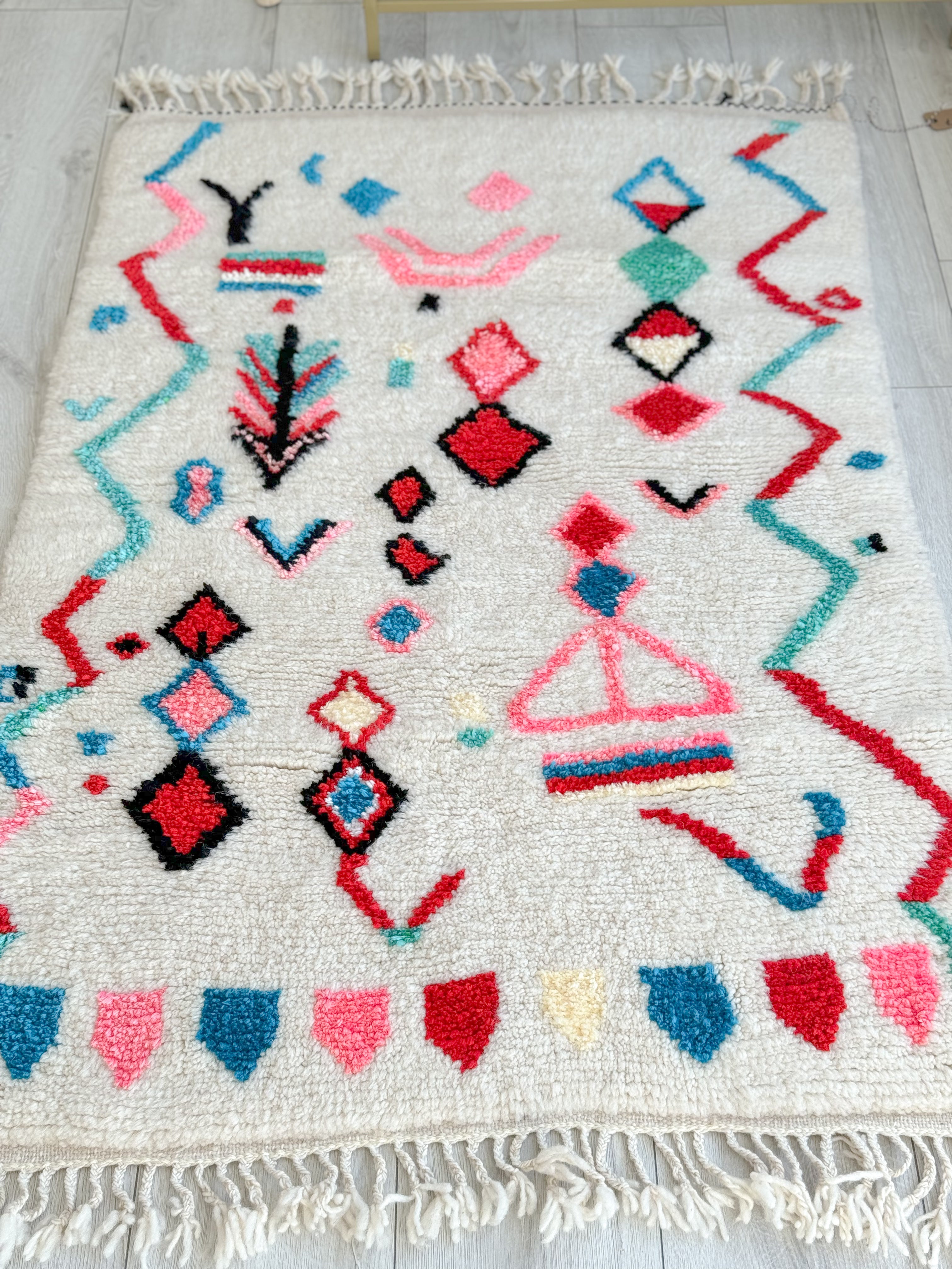 Colorful Berber rug 100 x 157 cm - n°957