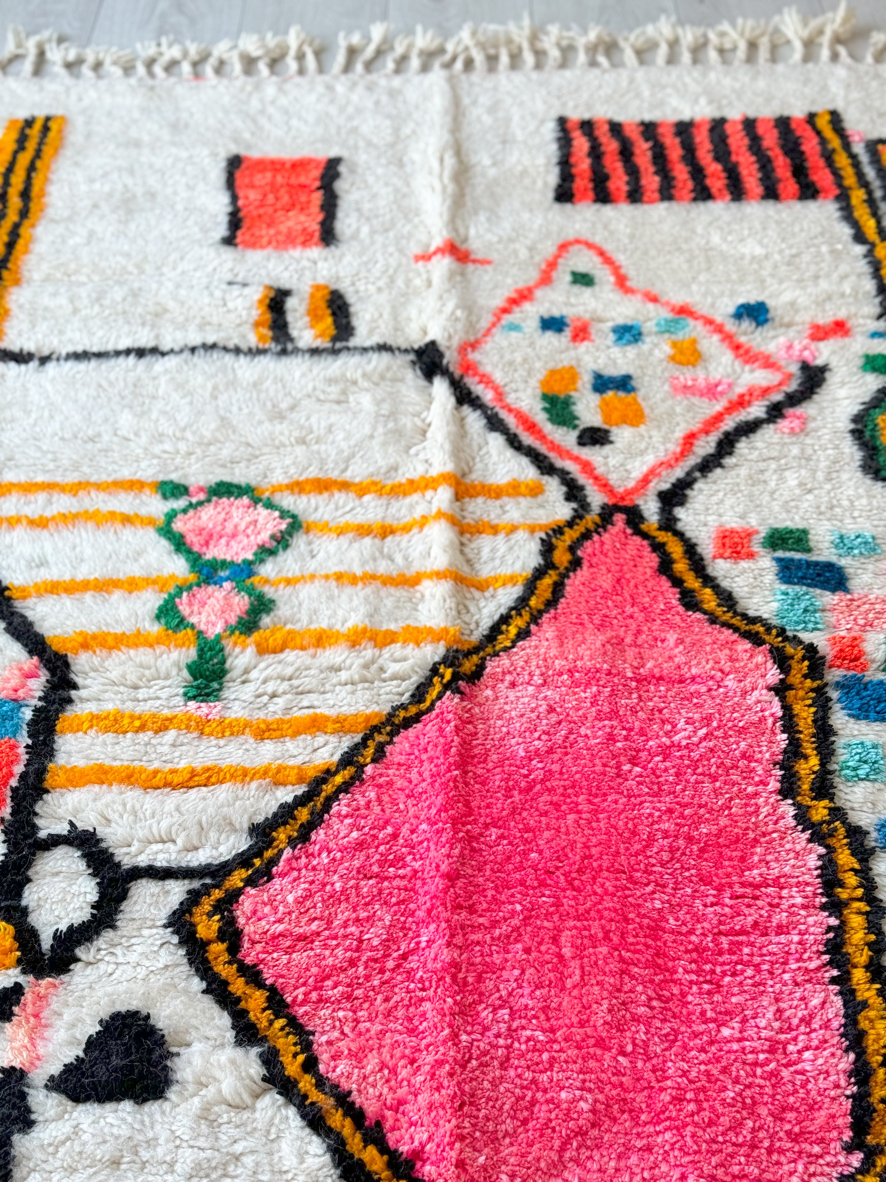 Colorful Berber rug 148 x 242 cm - n°940