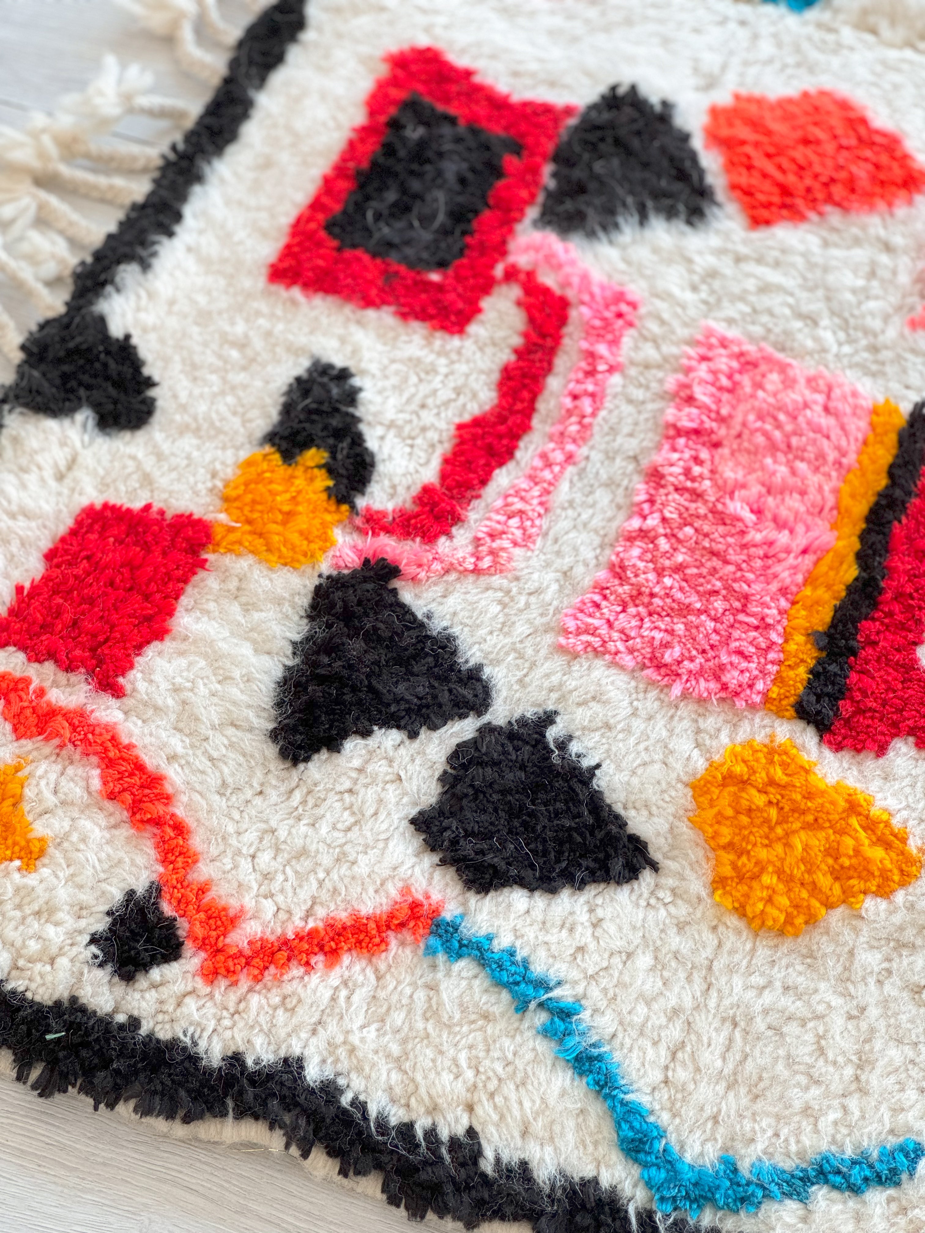 Colorful Berber rug 160 x 260 cm - n°1039