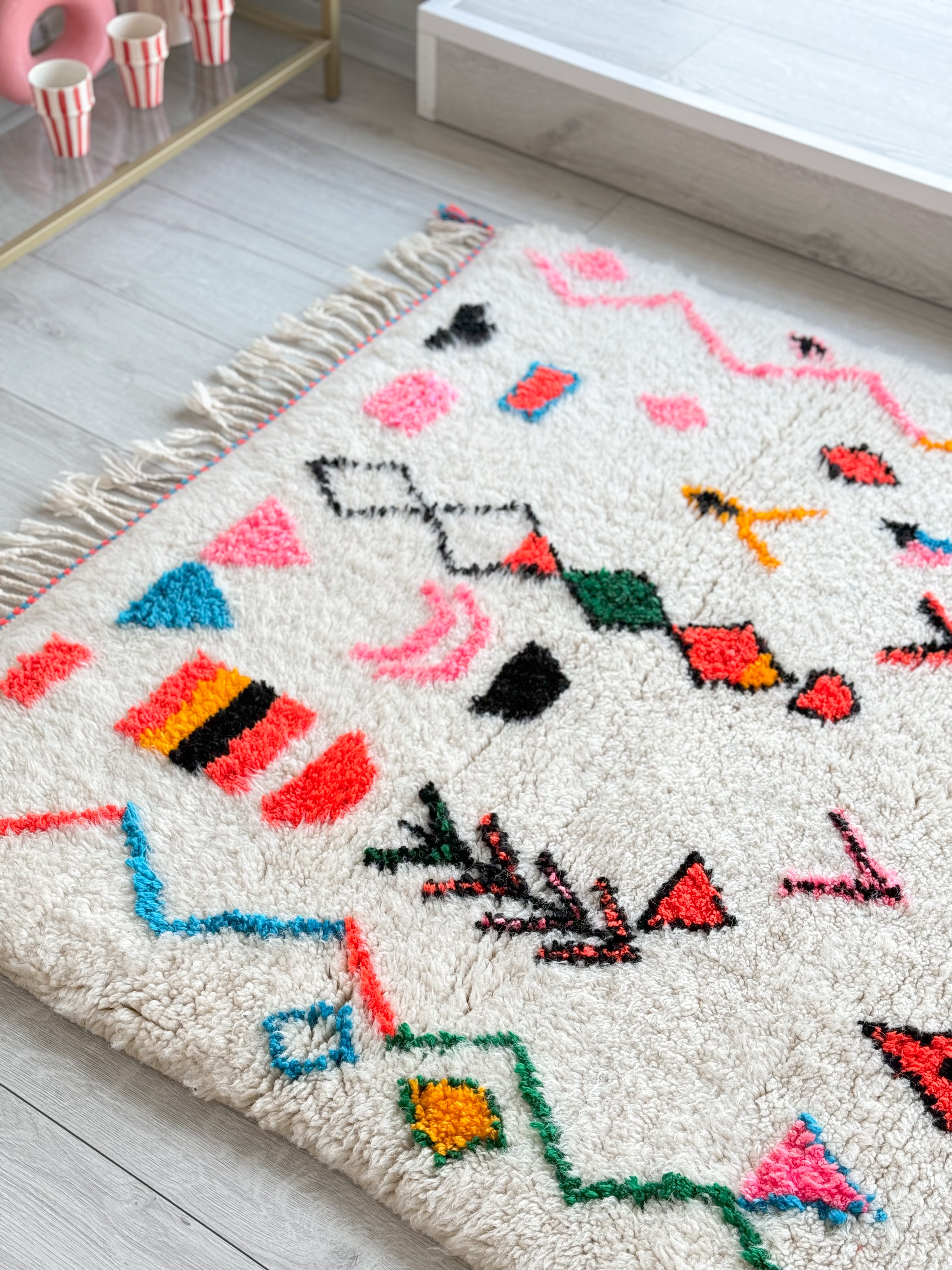 Colorful Berber rug 117 x 171 cm - n°887