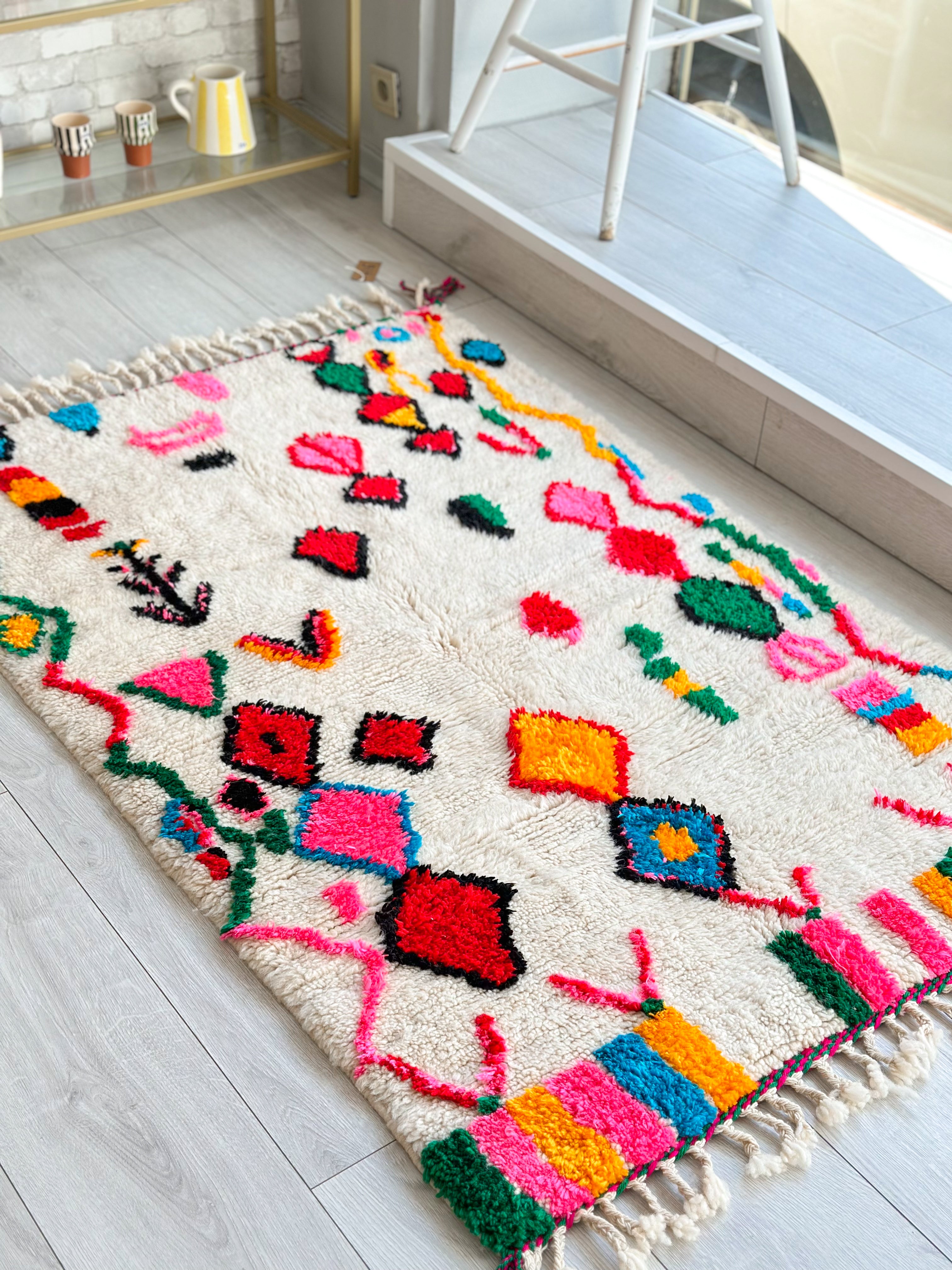 Colorful Berber rug 100 x 165 cm - n°716