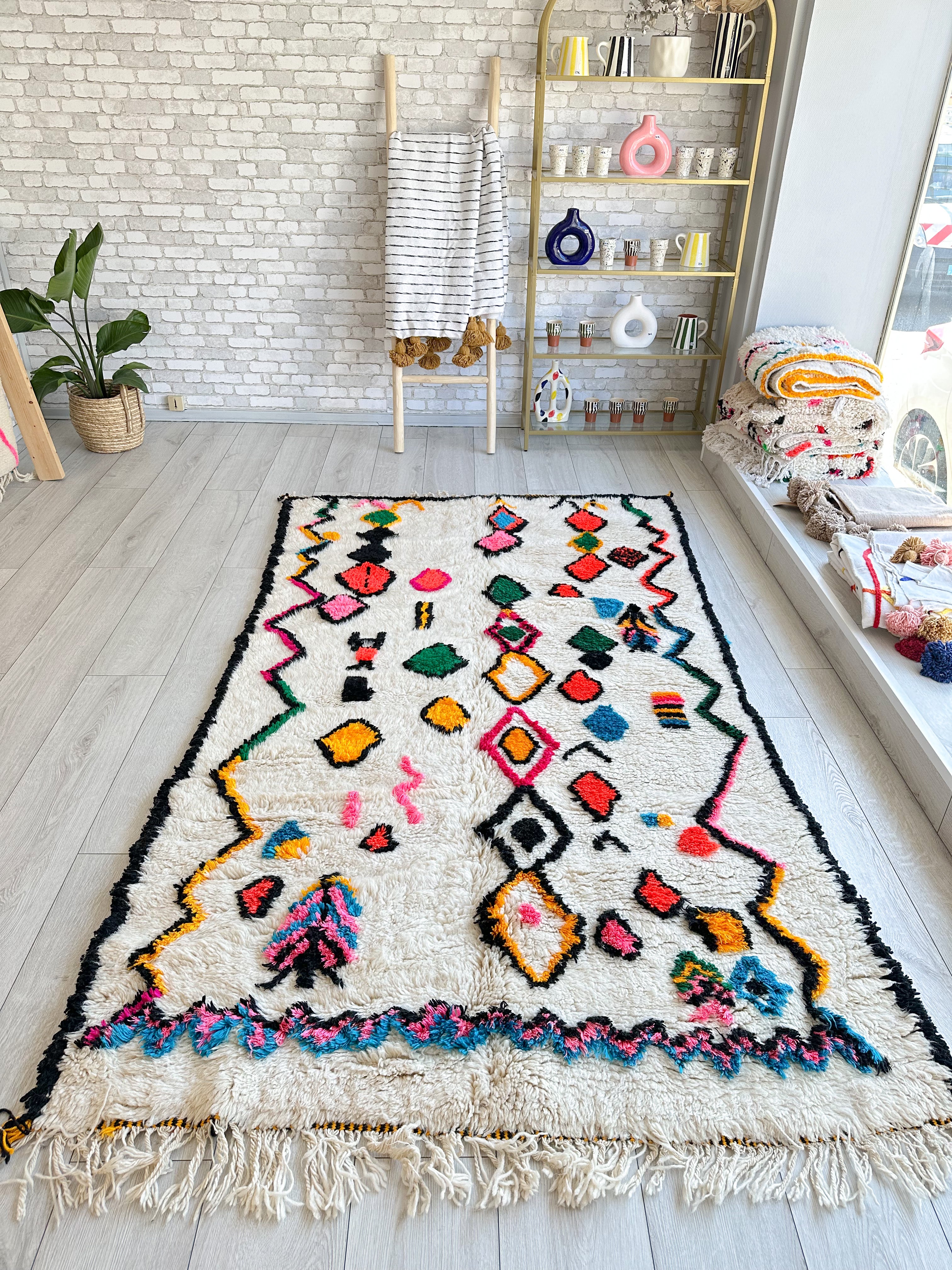 Colorful Berber rug 140 x 260 cm - n°608