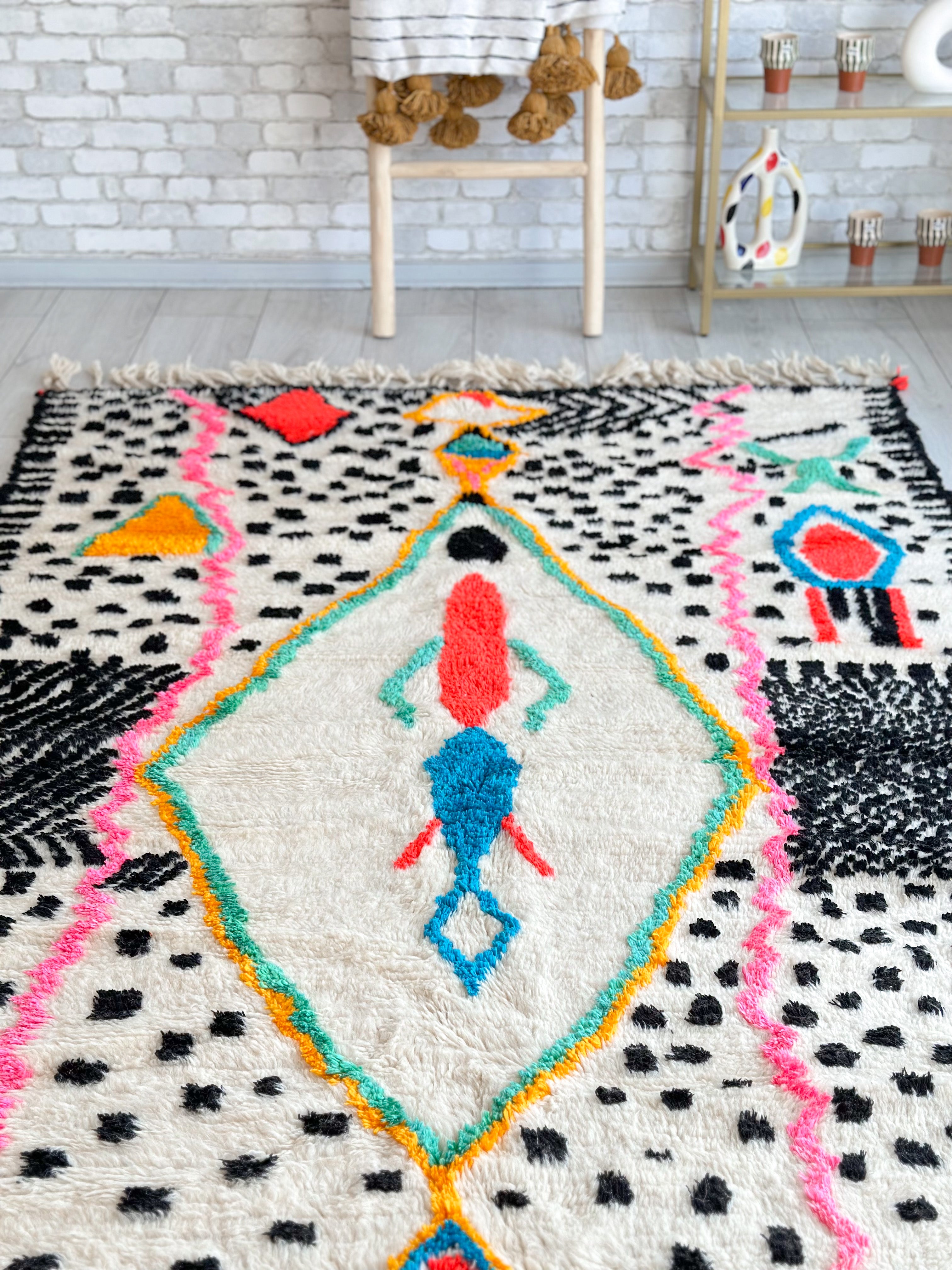 Colorful Berber rug 148 x 266 cm - n°635