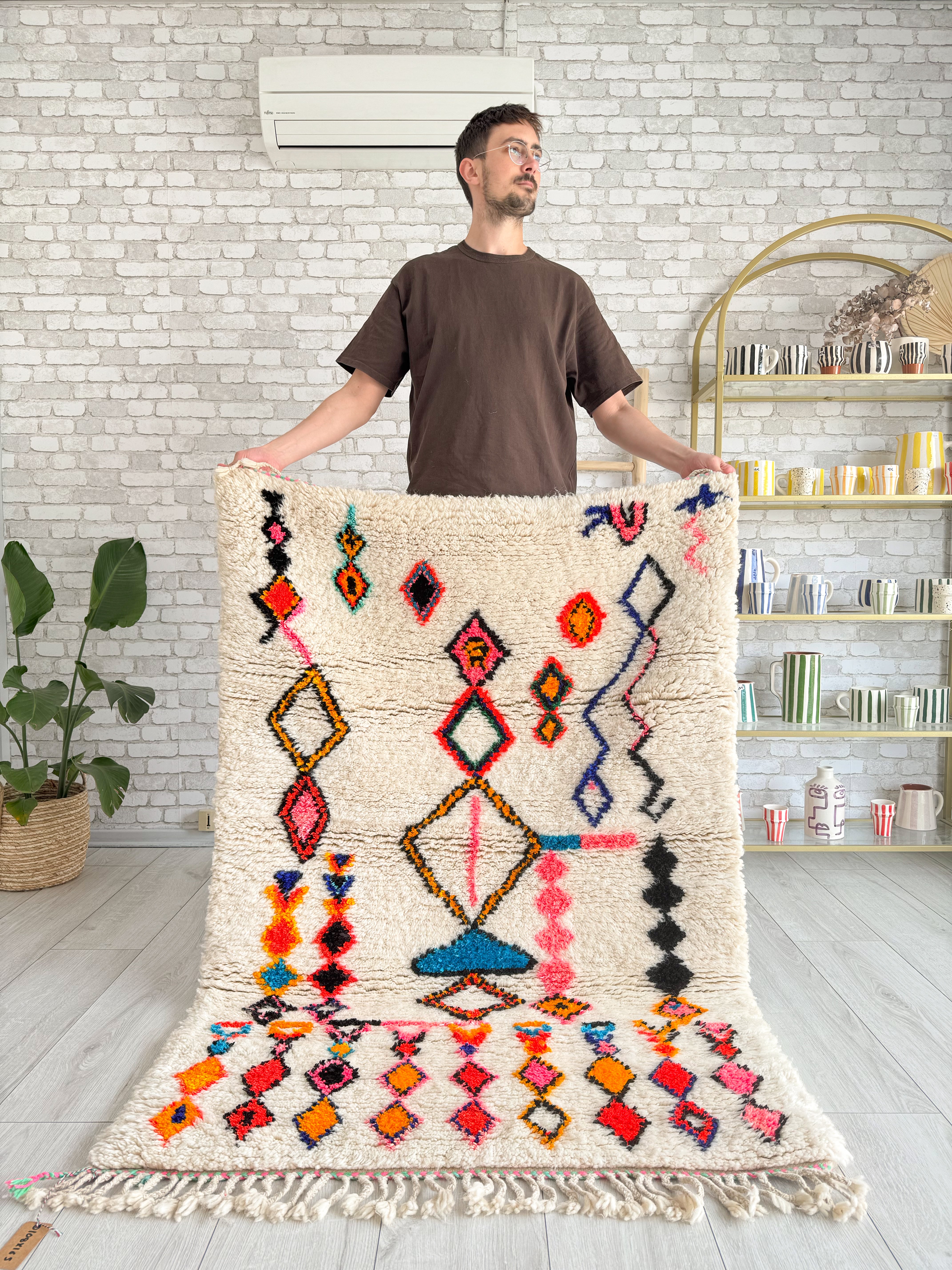 Colorful Berber rug 108 x 165 cm - n°1098