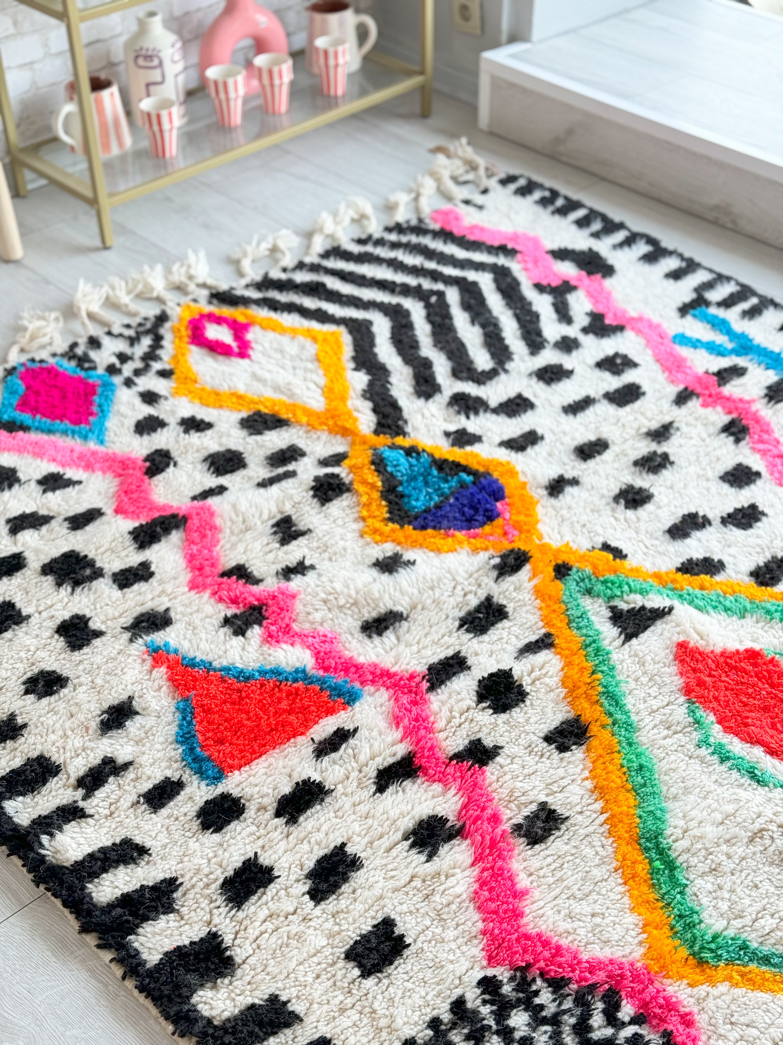 Colorful Berber rug 153 x 285 cm - n°906