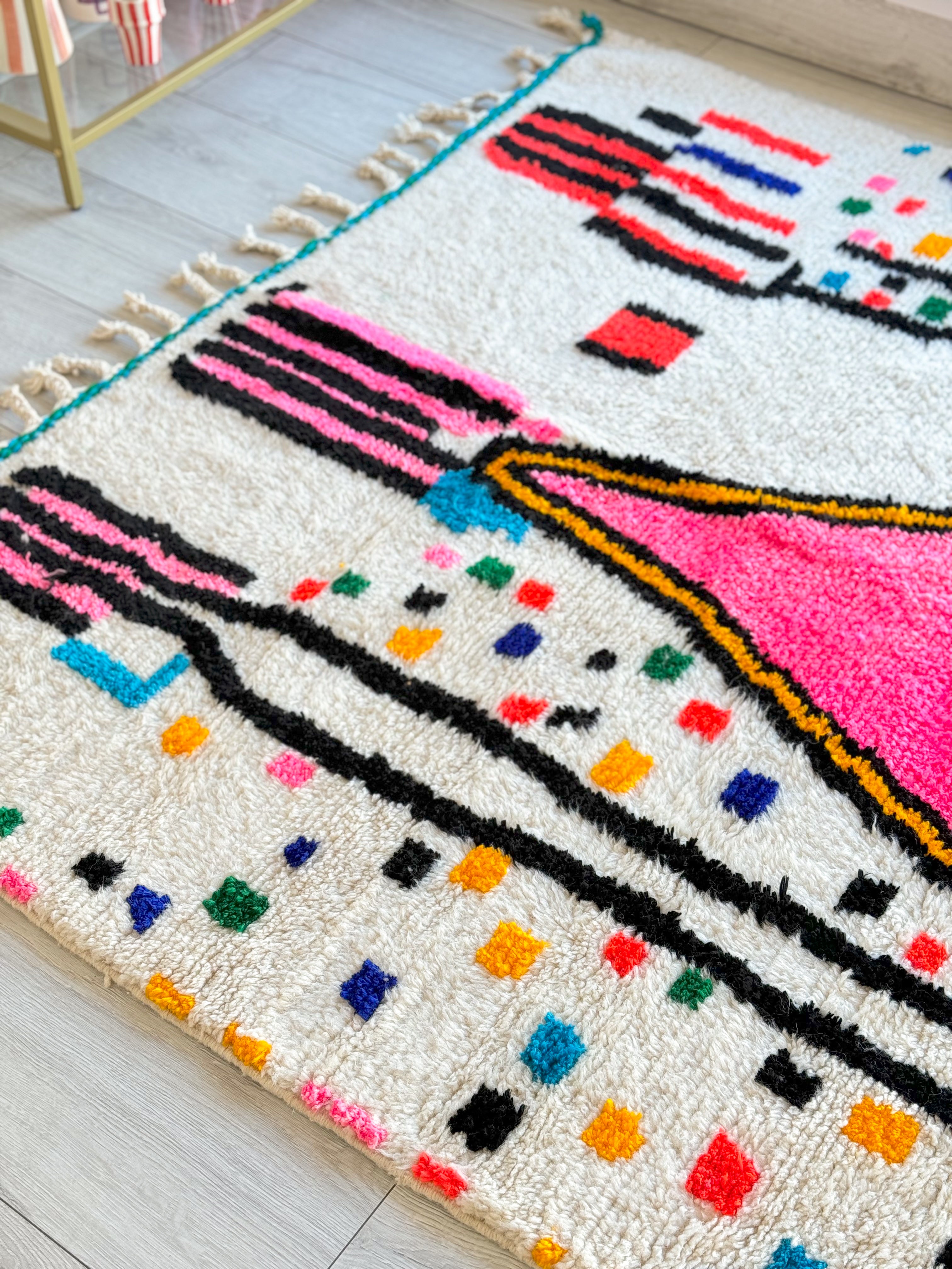 Colorful Berber rug 155 x 260 cm - n°852