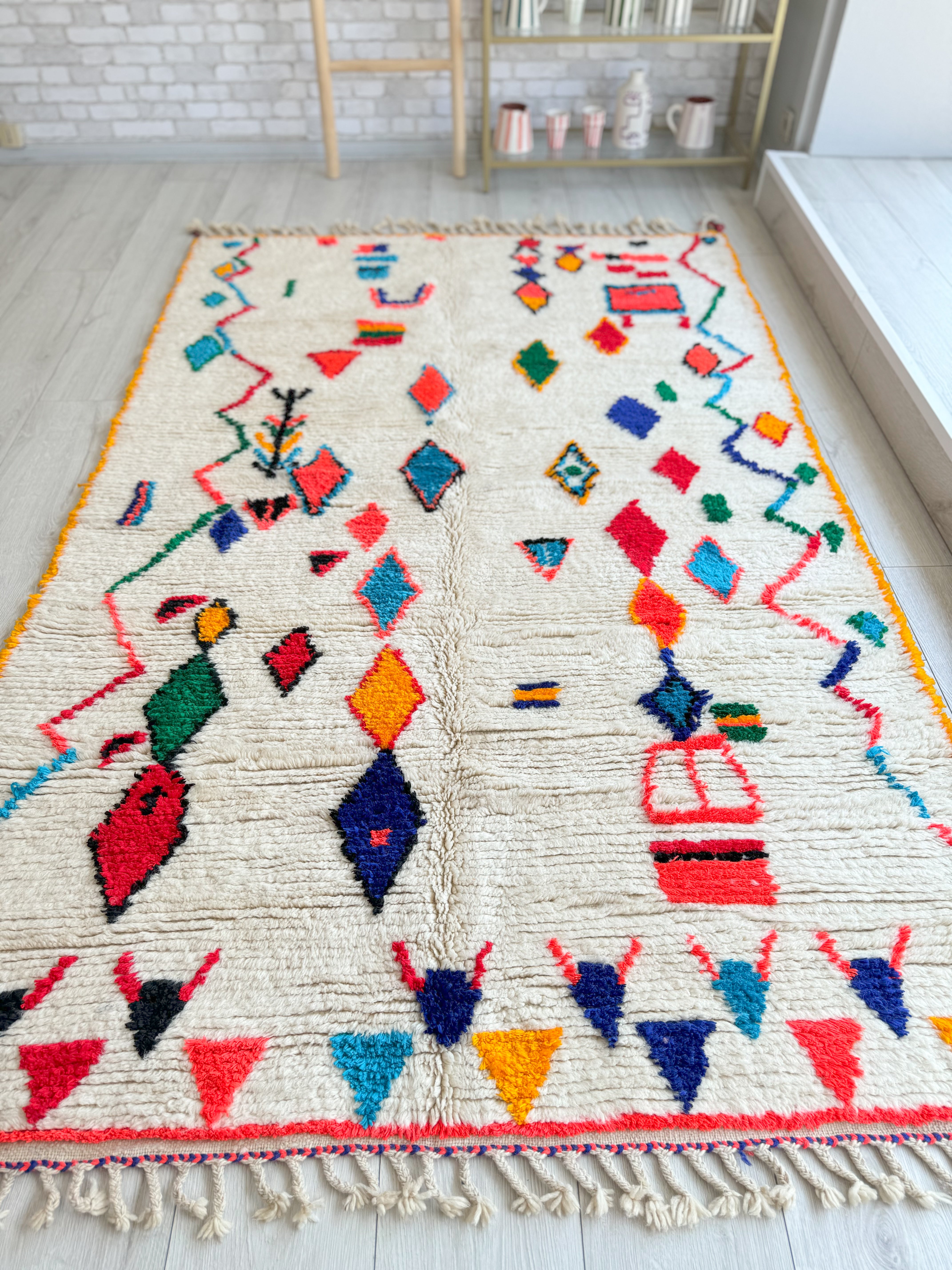 Colorful Moroccan Rug 149 x 242 cm / 4.9 x 7.9 ft - n°1340