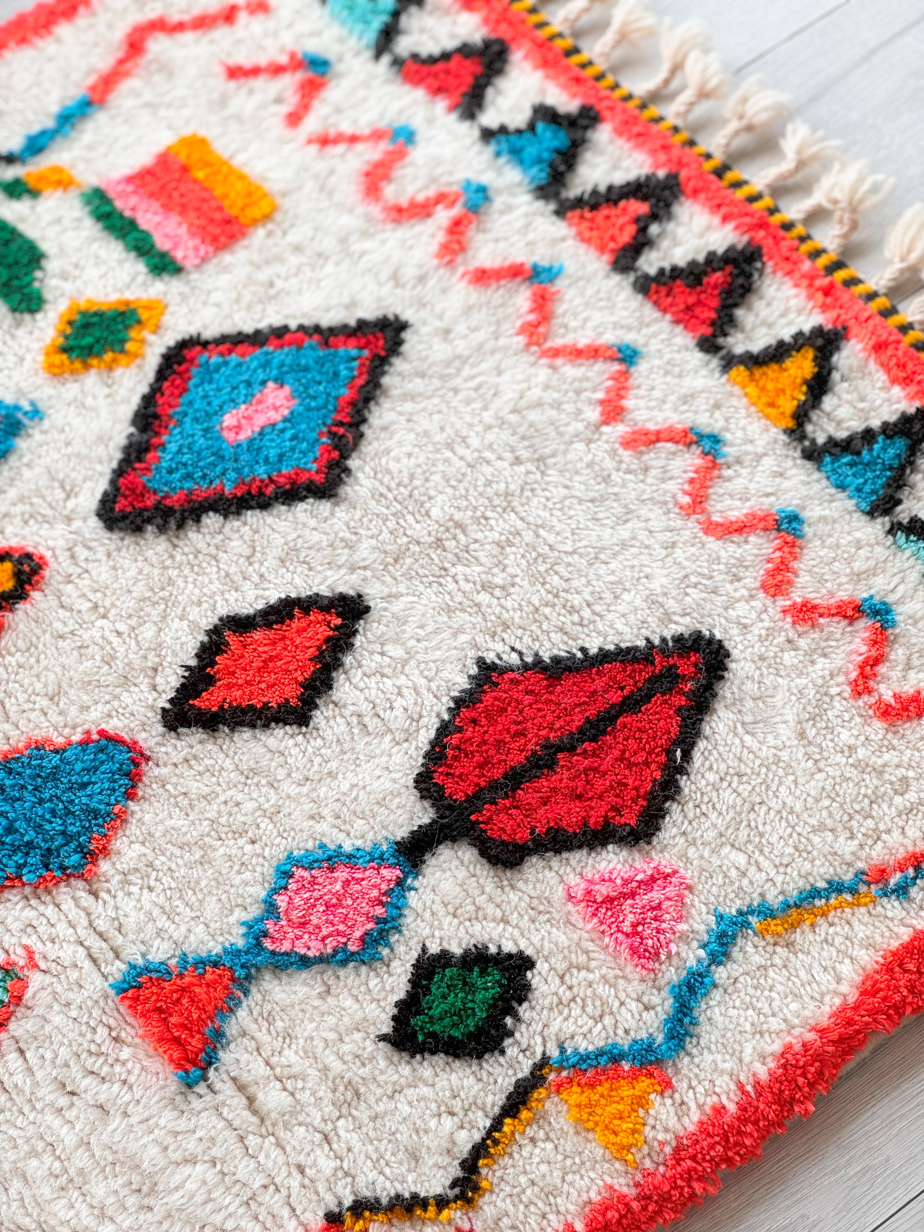 Colorful Berber rug 93 x 173 cm - n°876