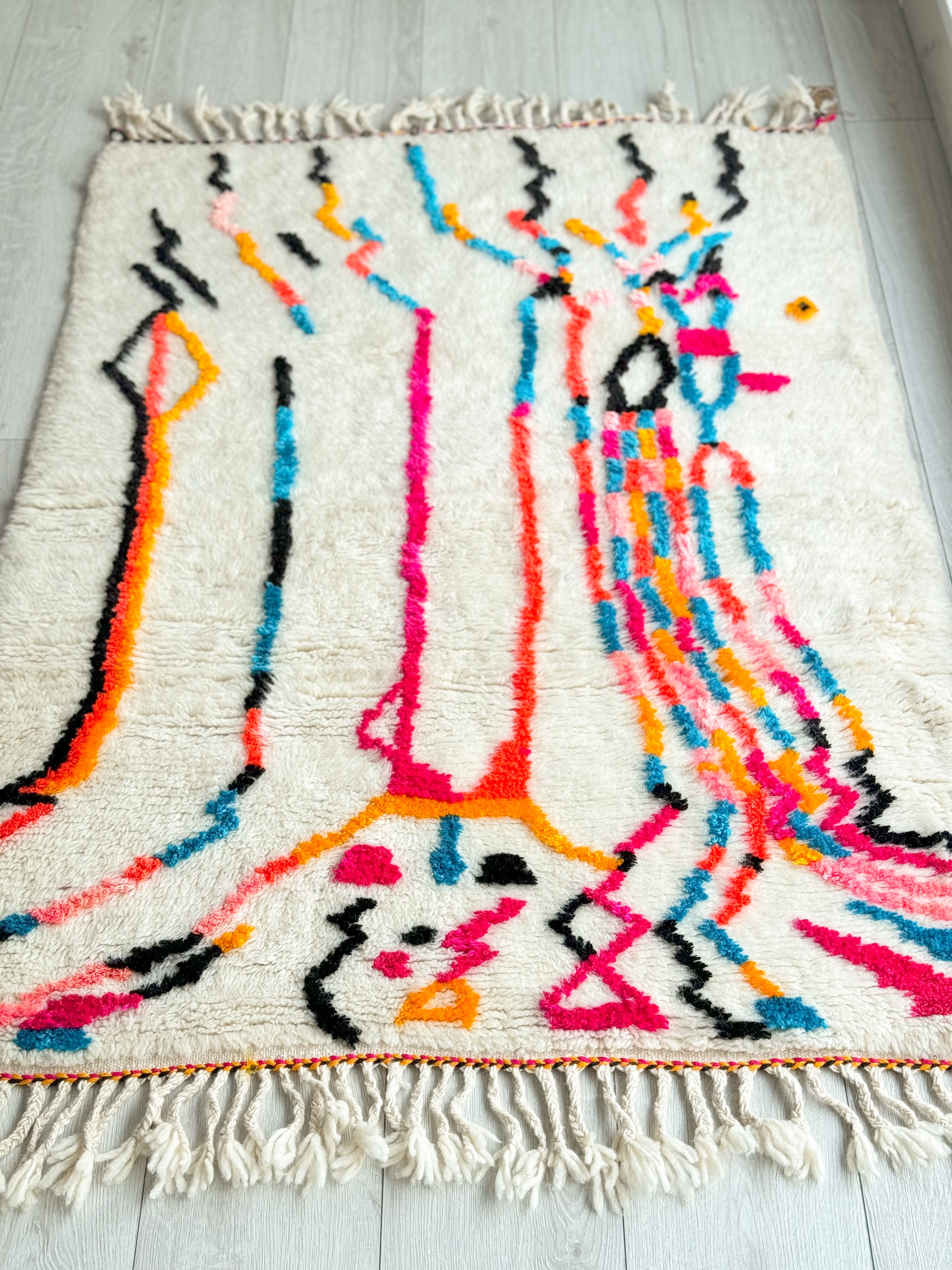 Colorful Berber rug 110 x 167 cm - n°1097