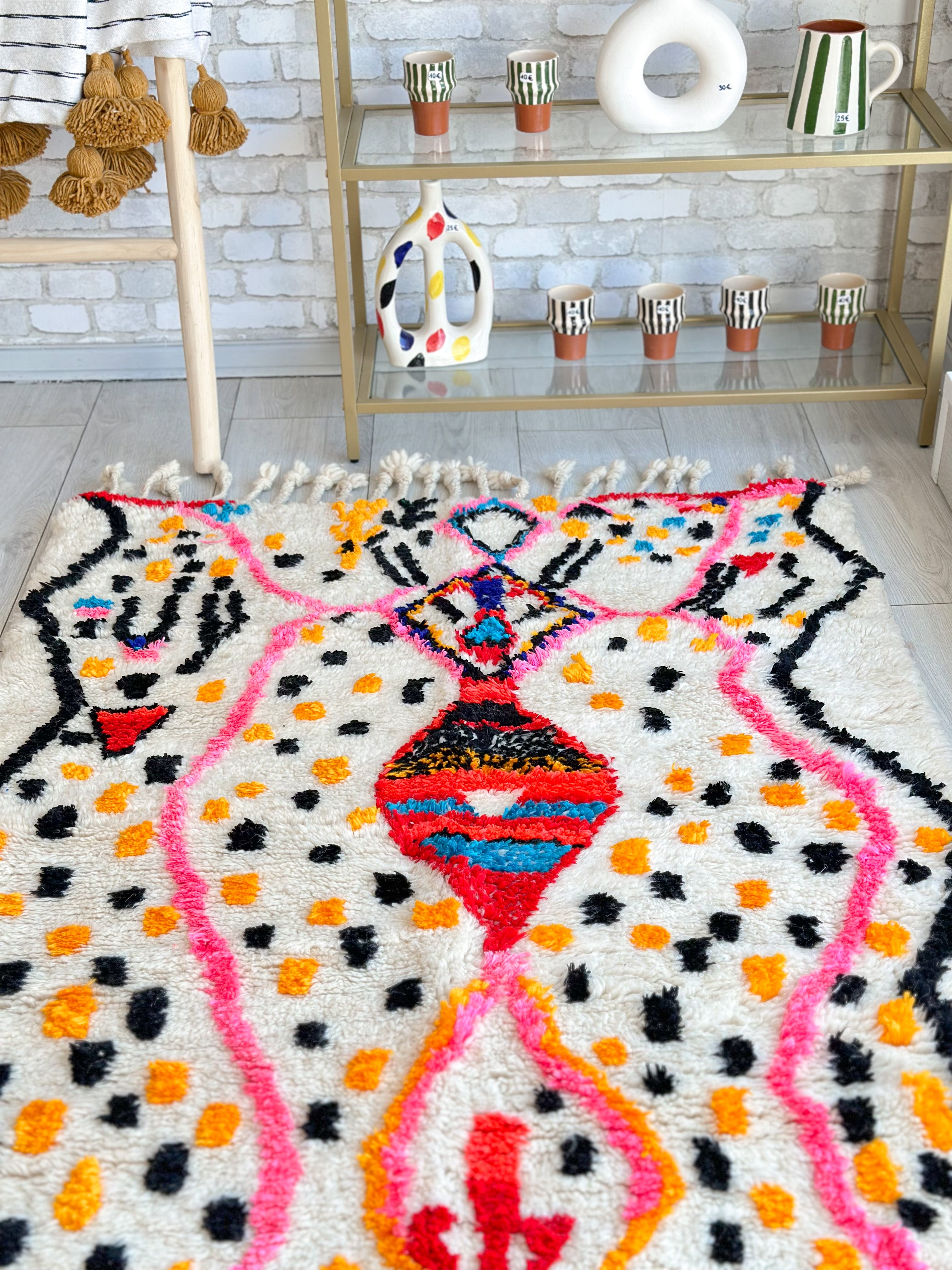 Colorful Berber rug 105 x 160 cm - n°612