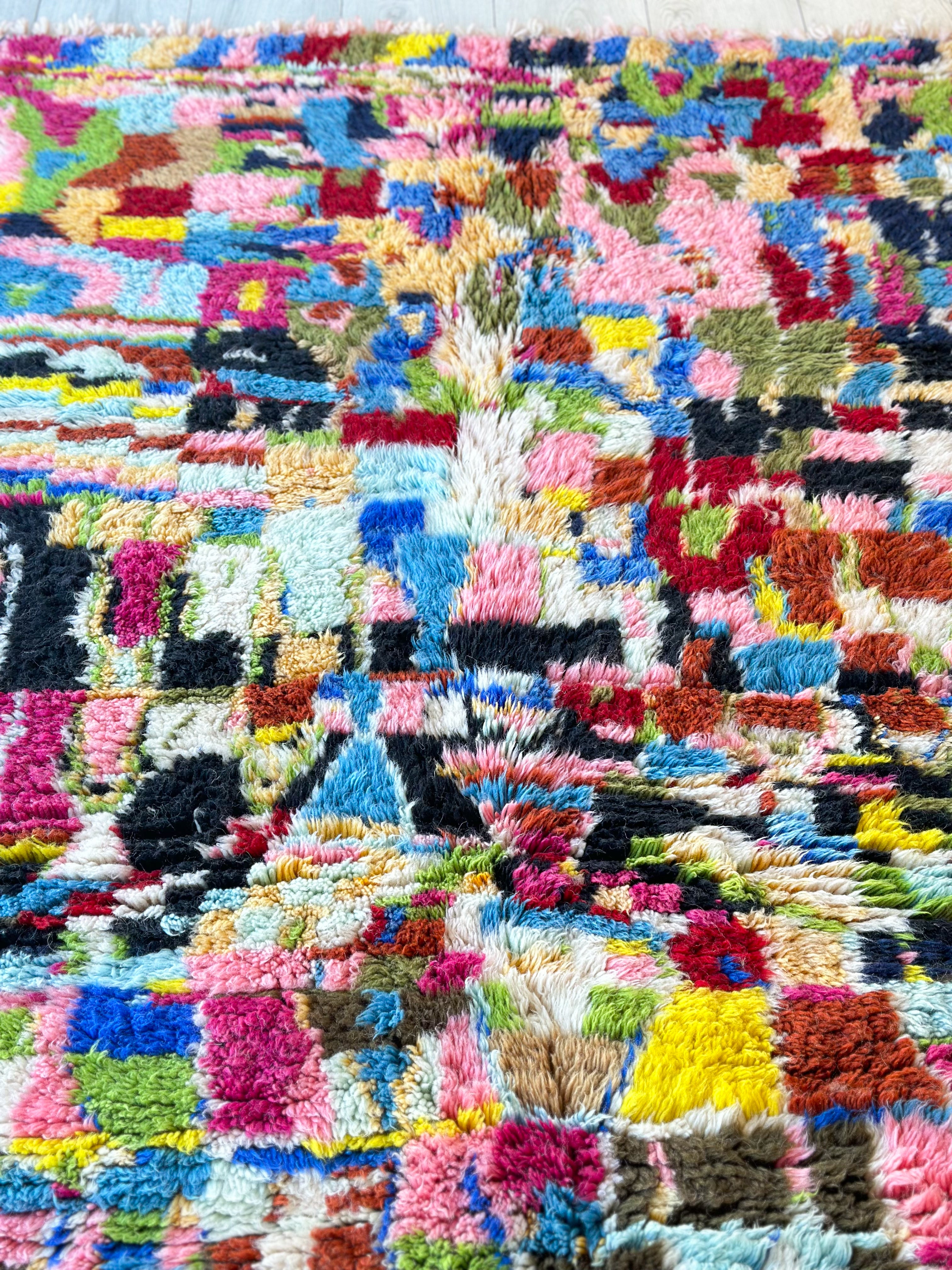 Colorful Berber rug 155 x 265 cm - n°787