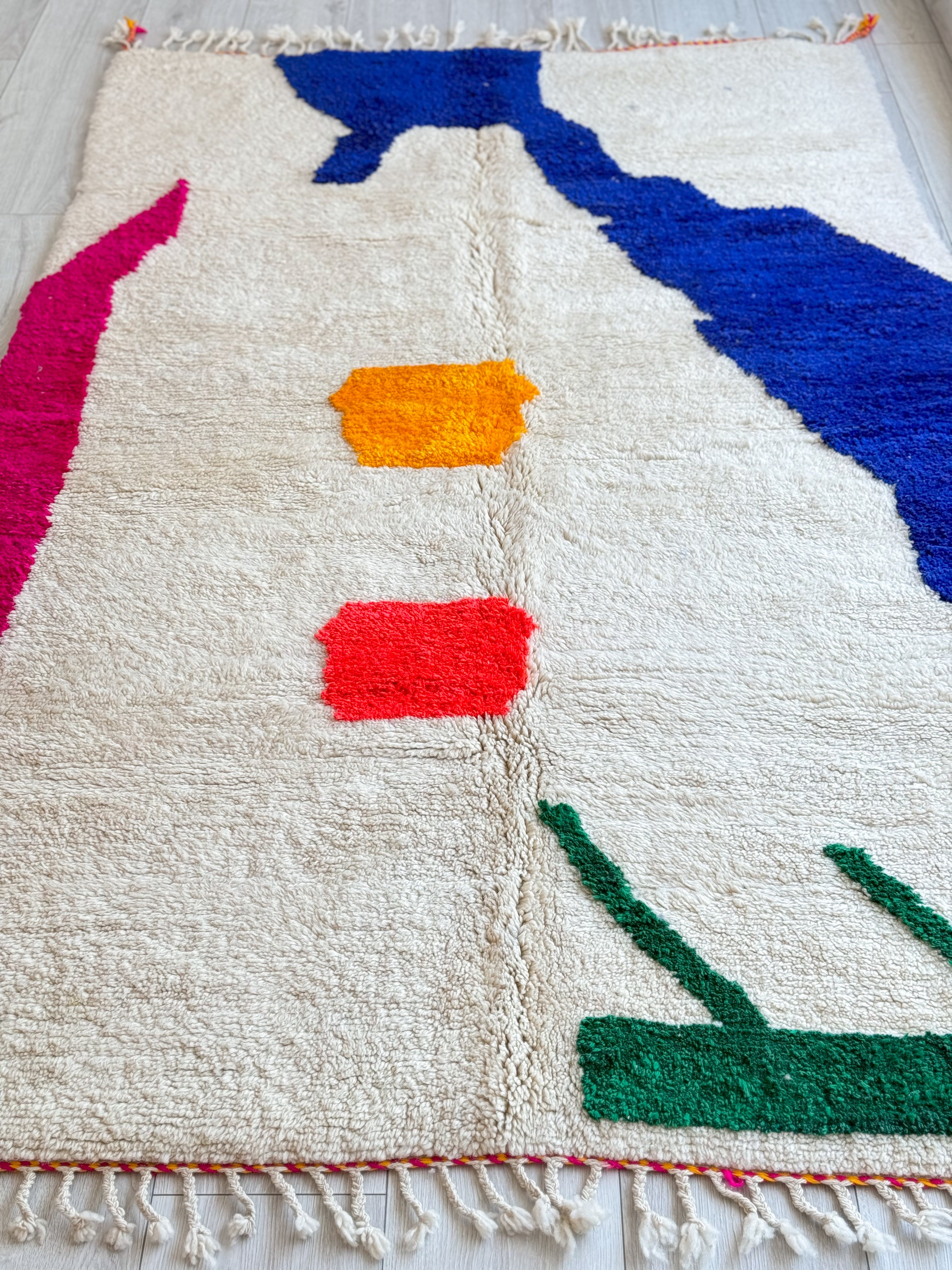 Colorful Berber rug 143 x 270 cm - n°735