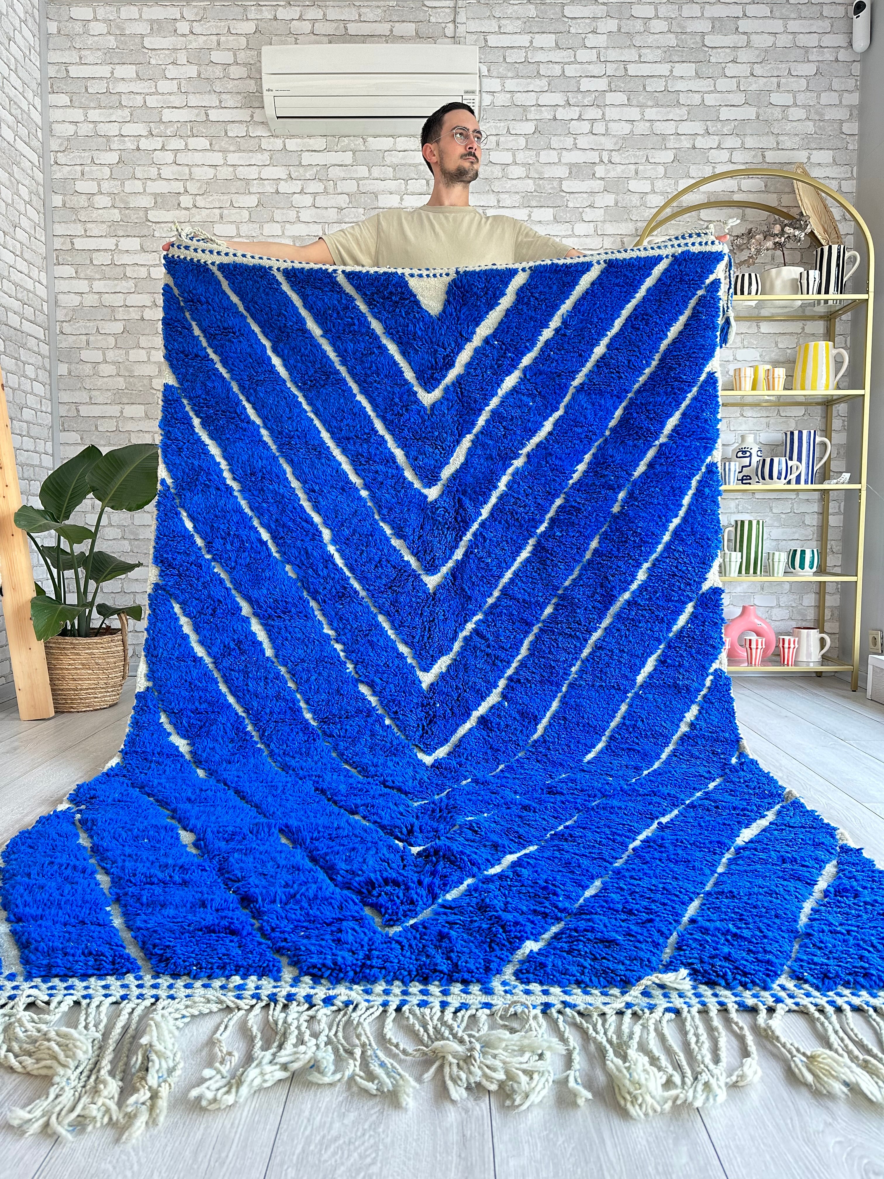 Bunter Beni Ouarain-Teppich – Majorelle Blue