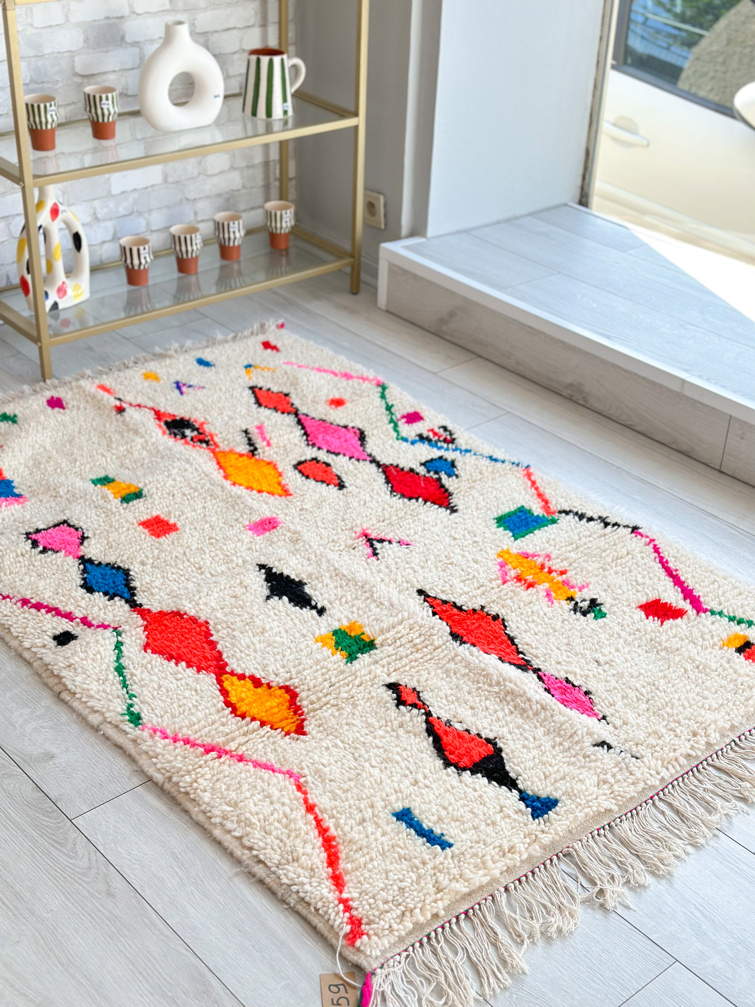 Colorful Berber rug 100 x 160 cm - n°659