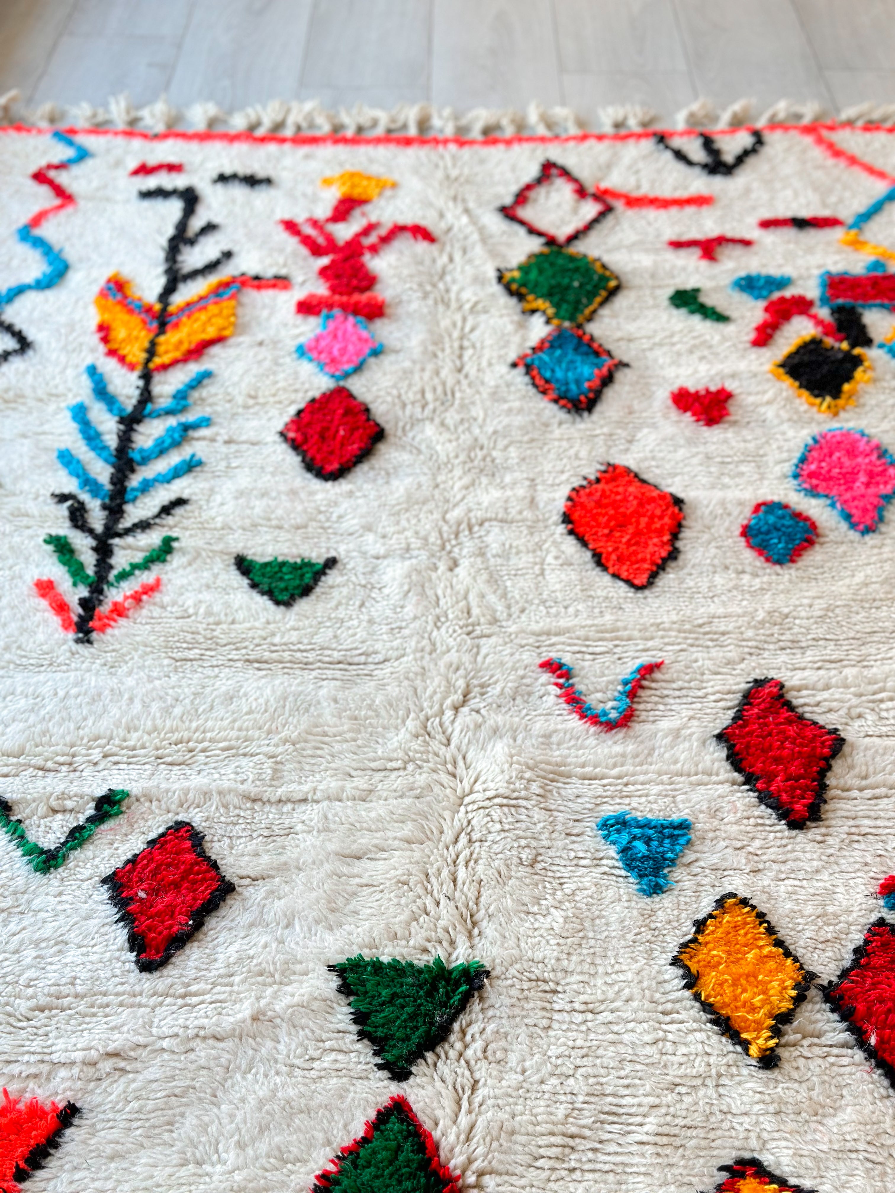 Colorful Berber rug 145 x 268 cm - n°730