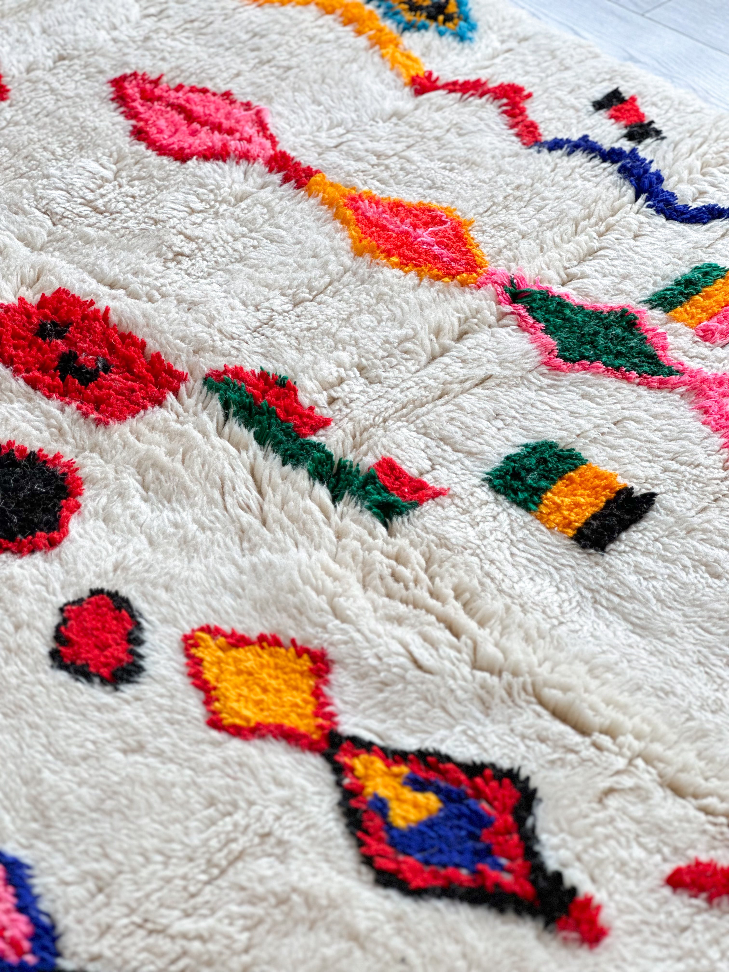 Colorful Berber rug 144 x 253 cm - n°636