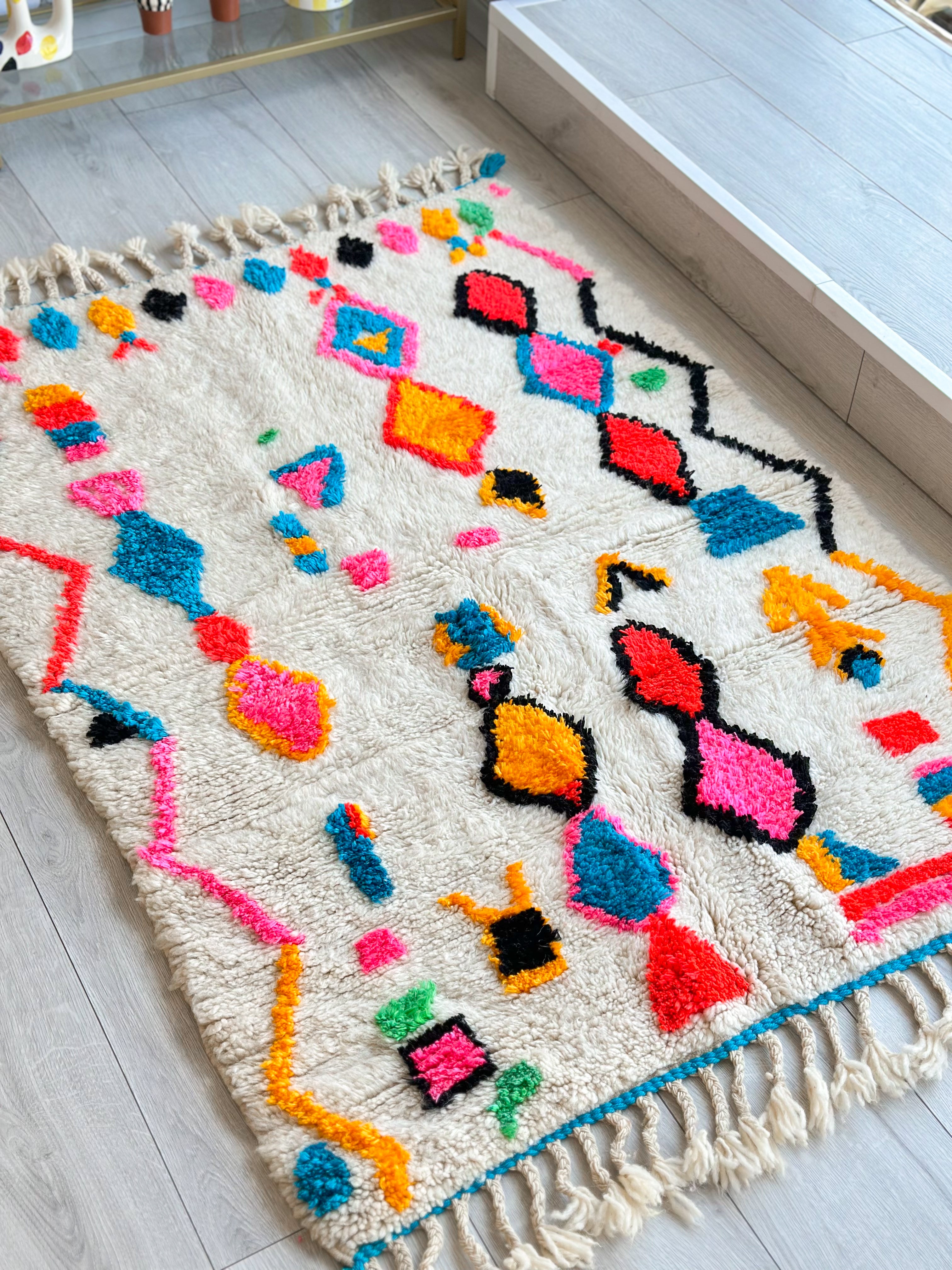 Colorful Berber rug 102 x 160 cm - n°720