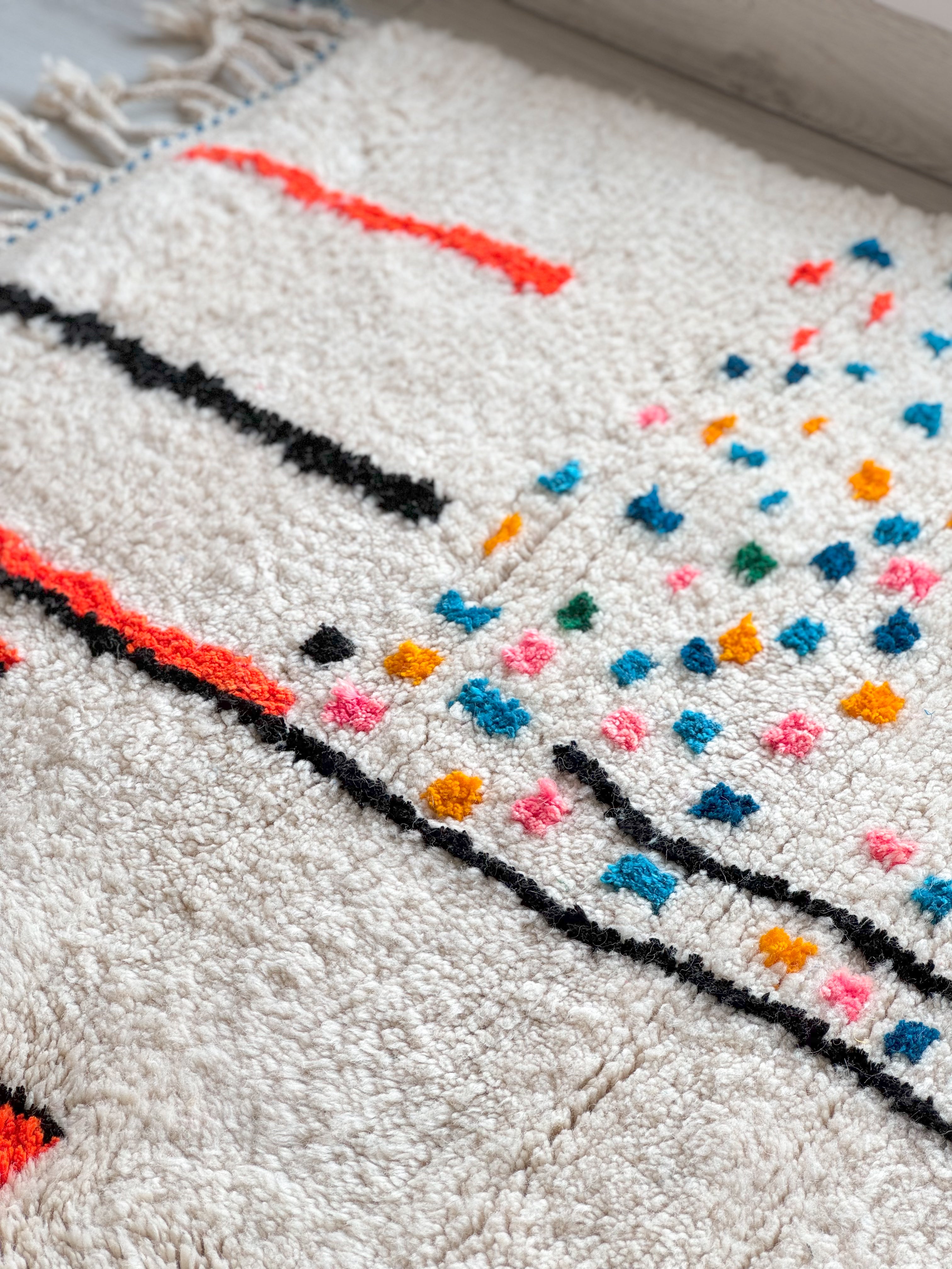 Colorful Berber rug 187 x 274 cm - n°915