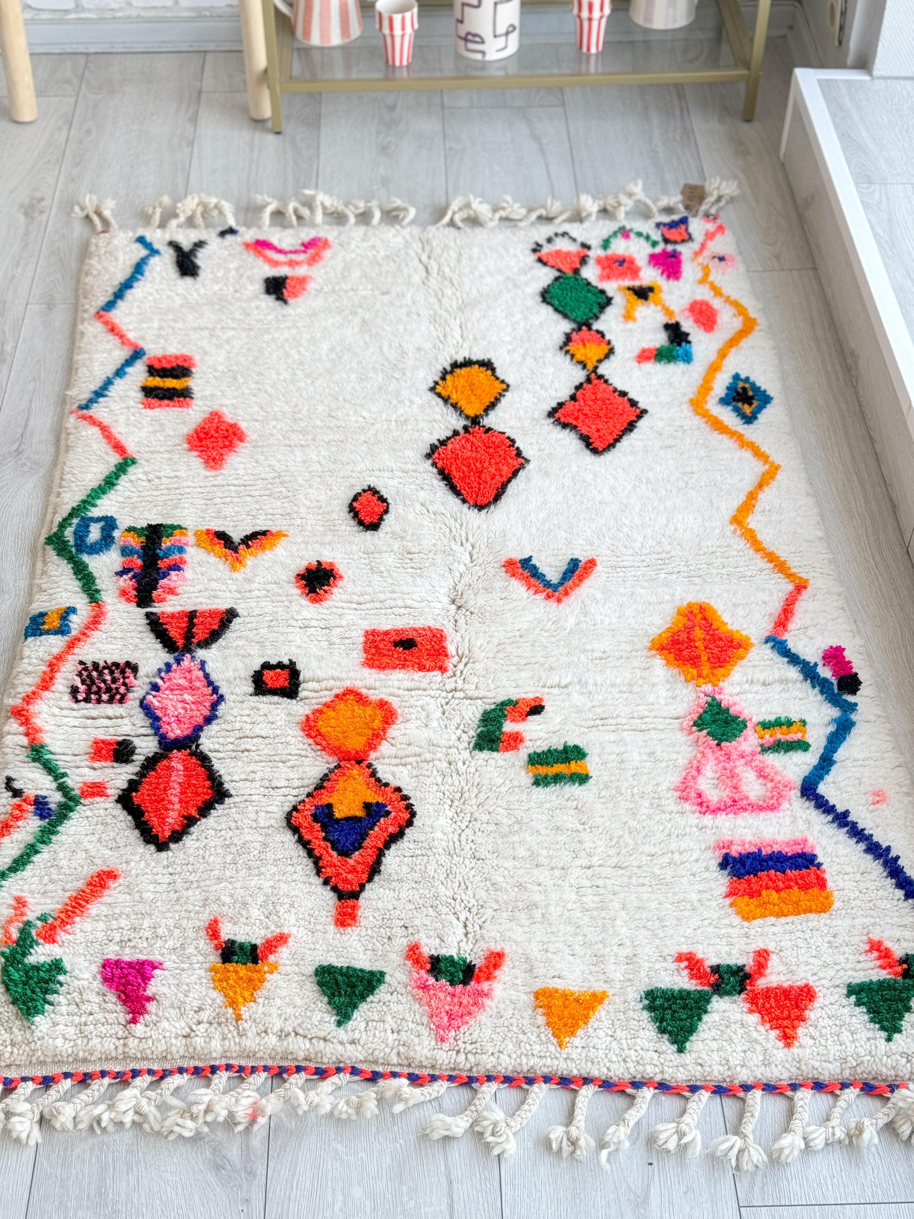 Colorful Berber rug 100 x 157 cm - n°1010