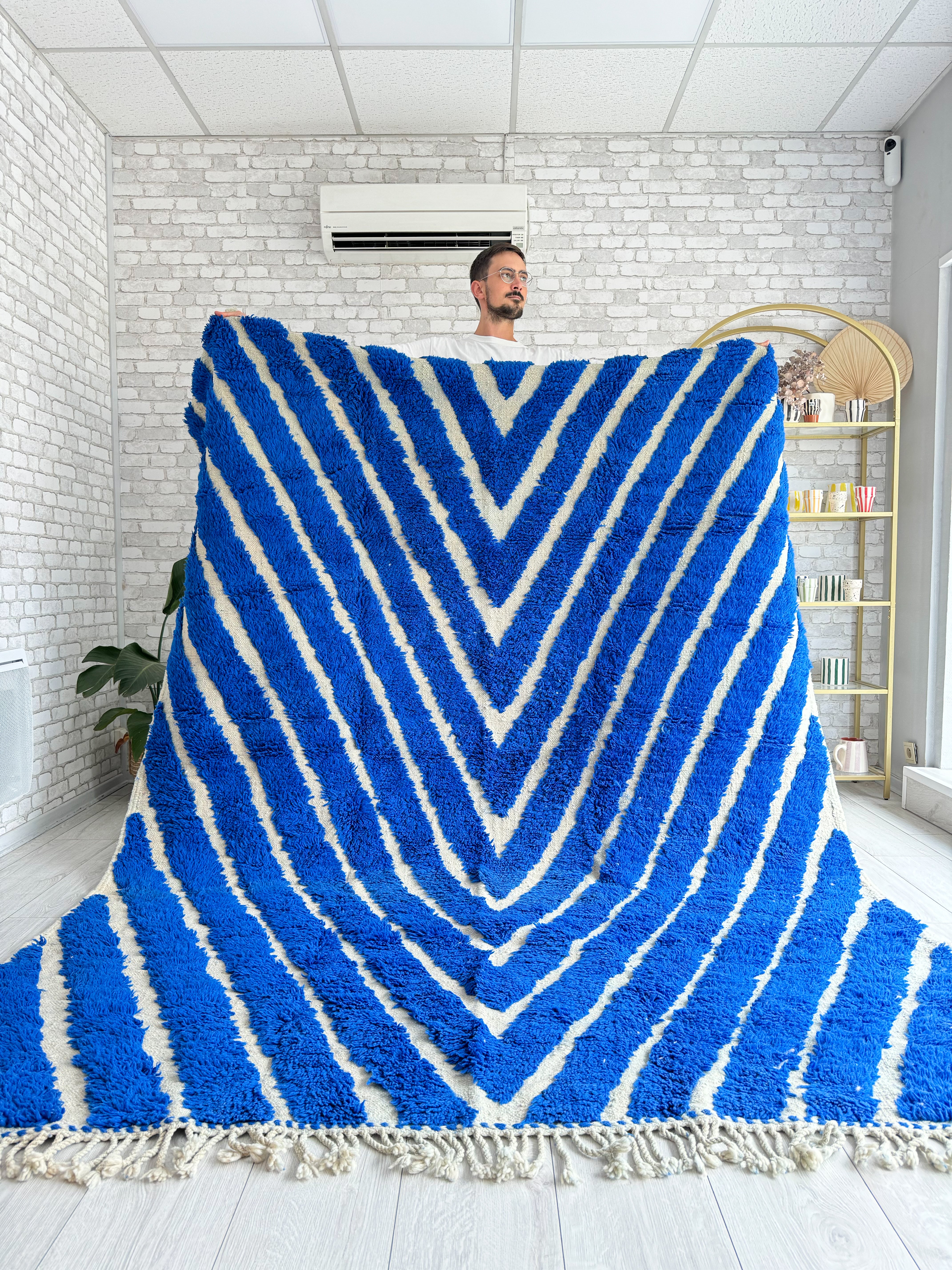 Tapis Beni Ouarain coloré bleu majorelle - 210 x 281 cm - n°1195