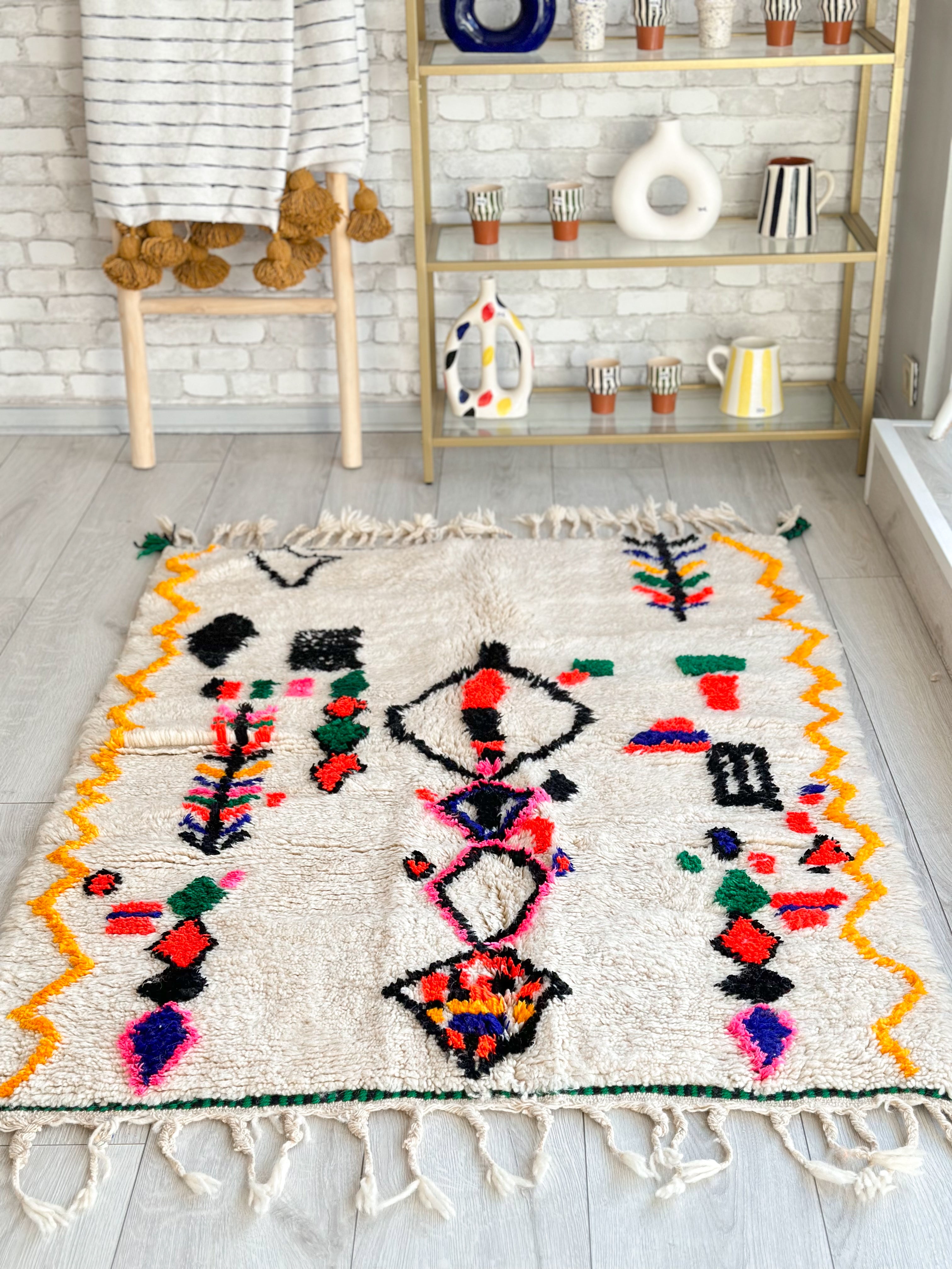 Colorful Berber rug 107 x 160 cm - n°718