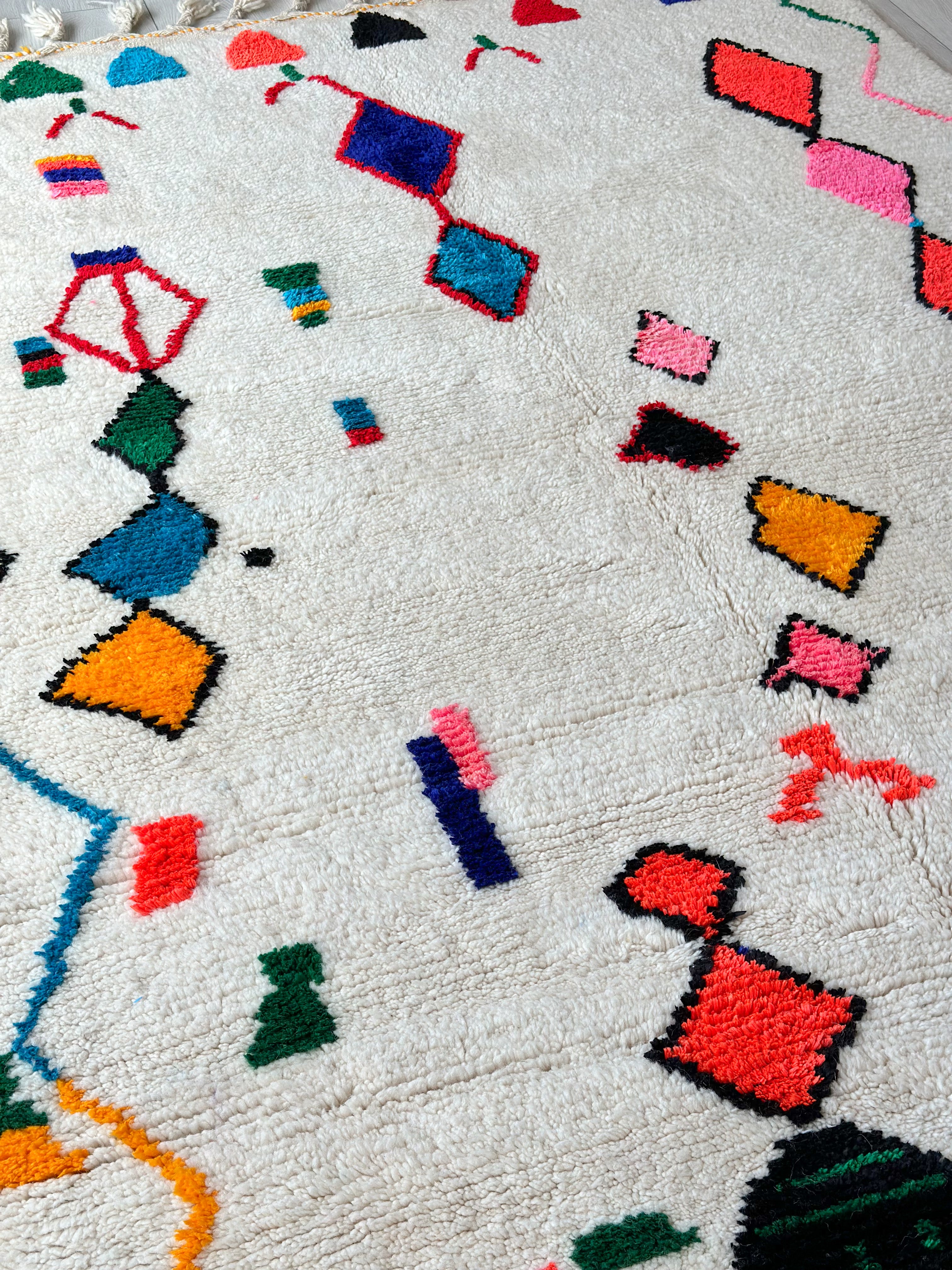 Colorful Berber carpet - n°601 