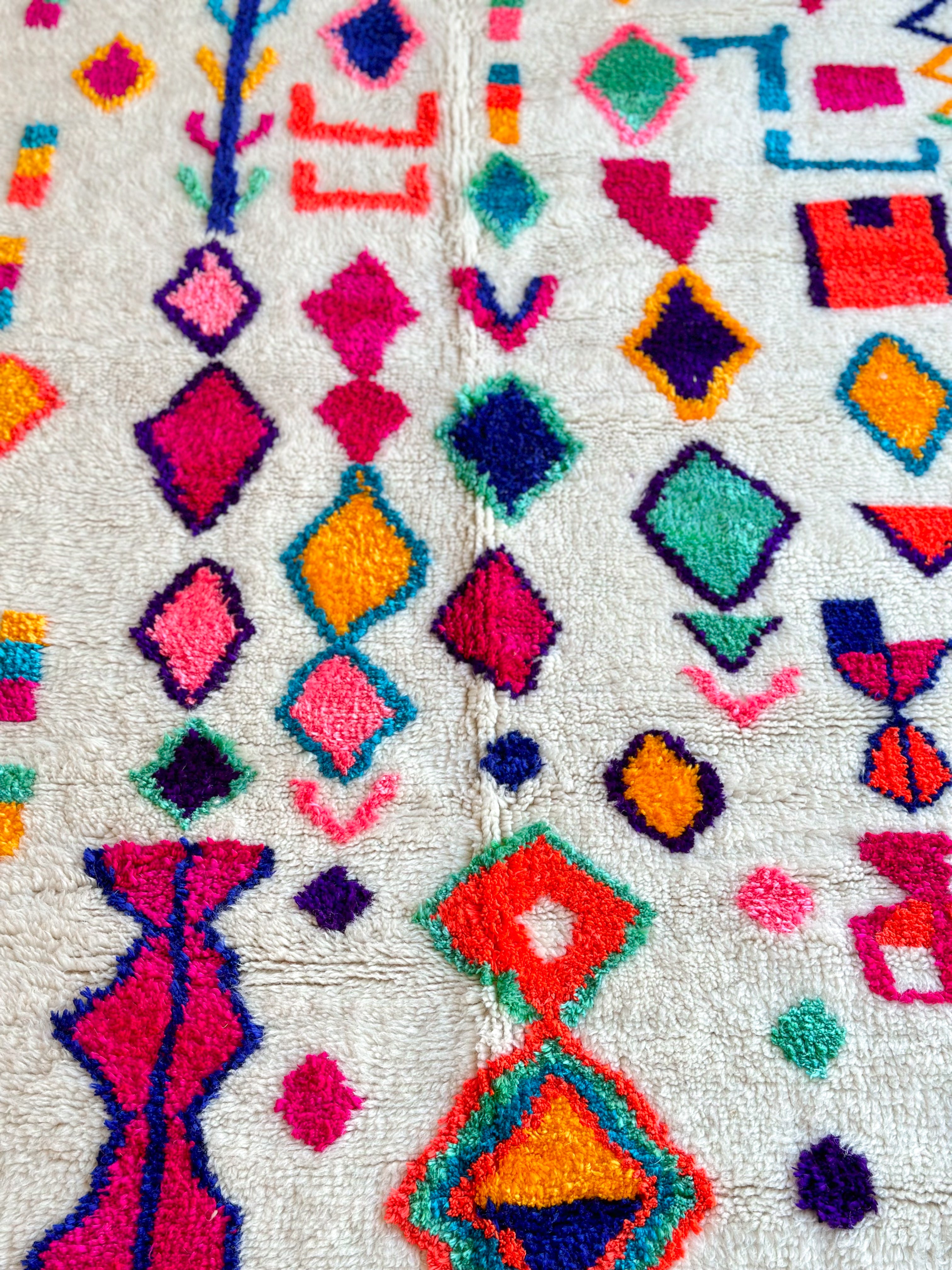 Colorful Berber rug 150 x 260 cm - n°690