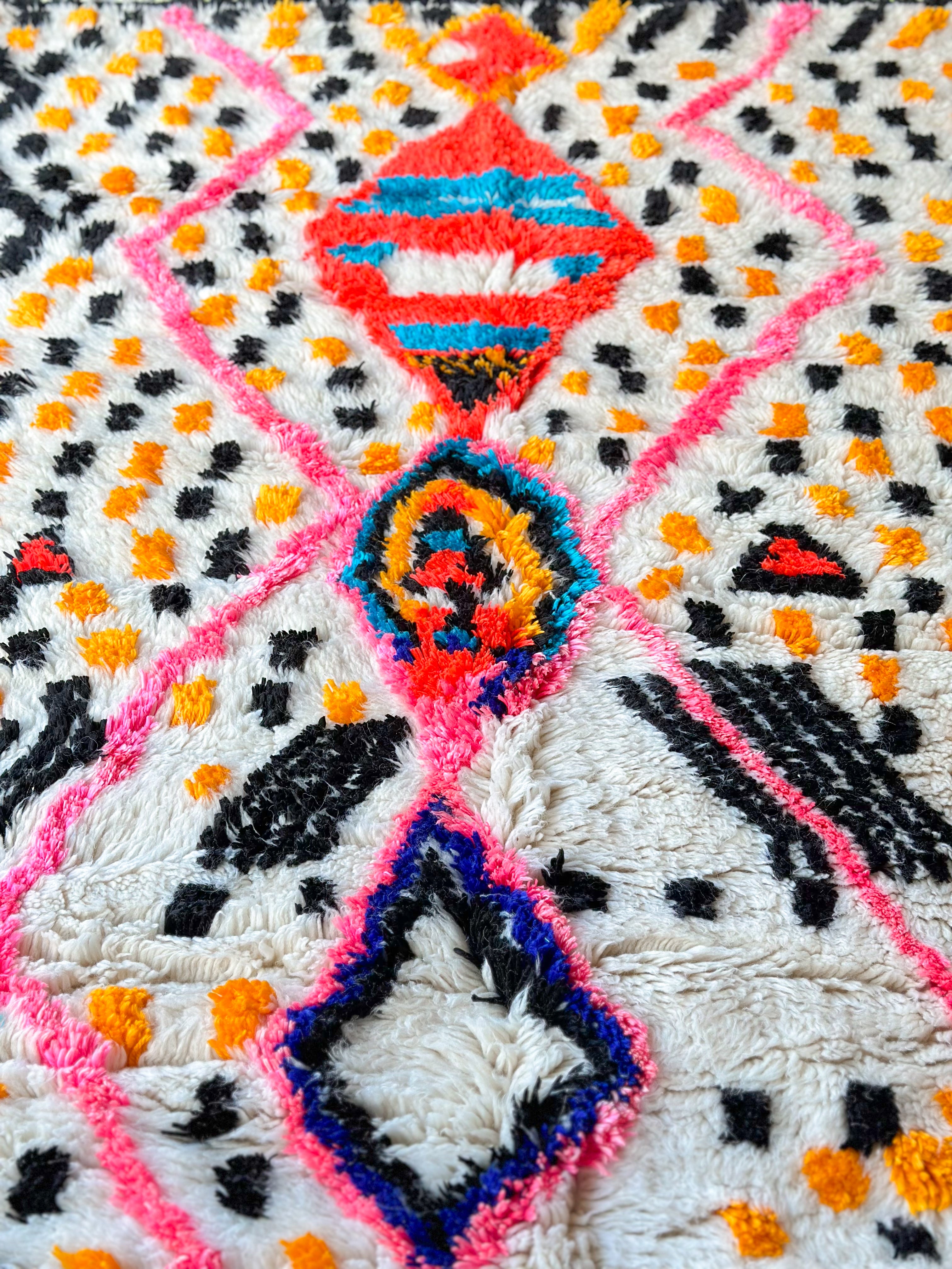 Colorful Berber rug 145 x 245 cm - n°687