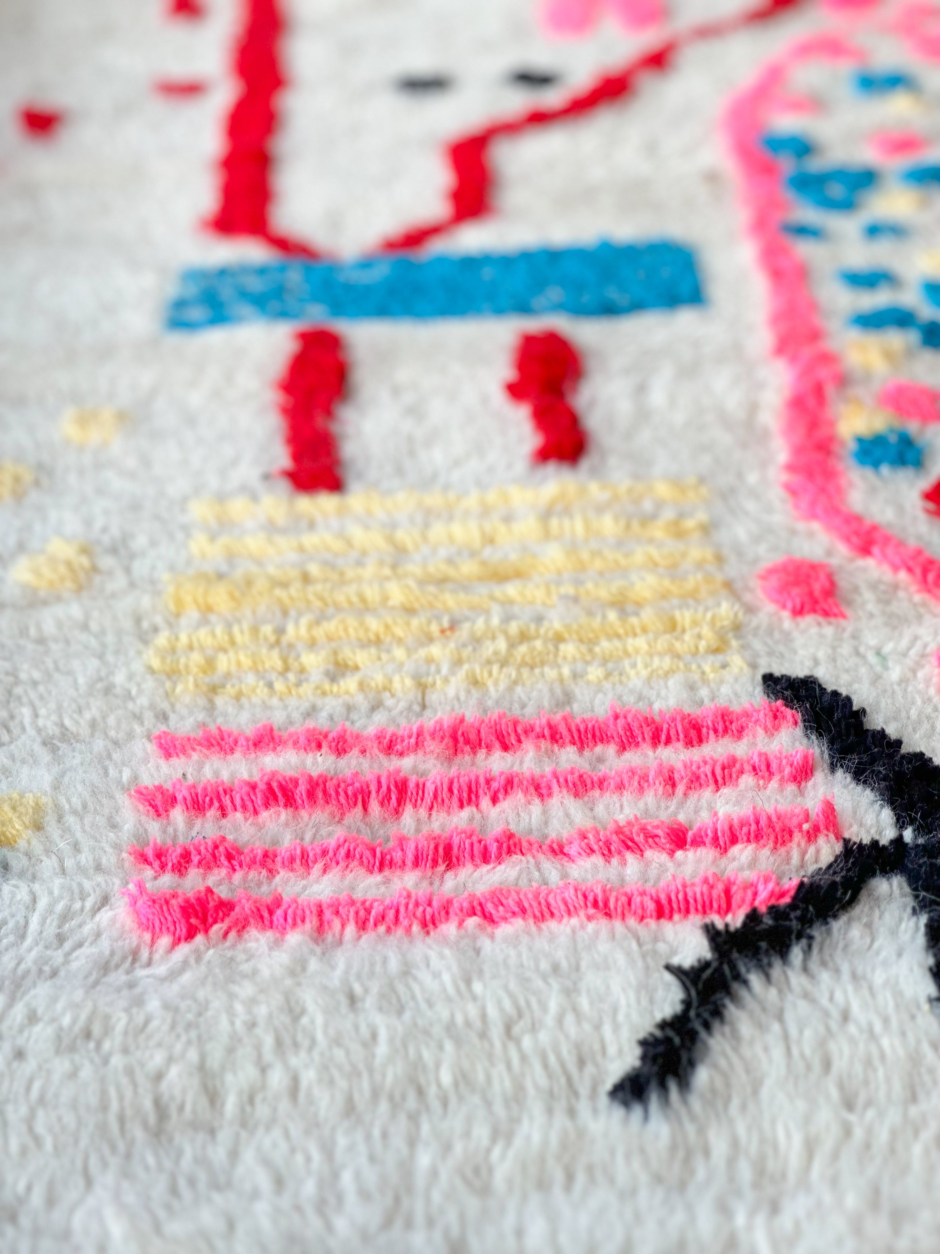 Colorful Berber rug 143 x 230 cm - n°728