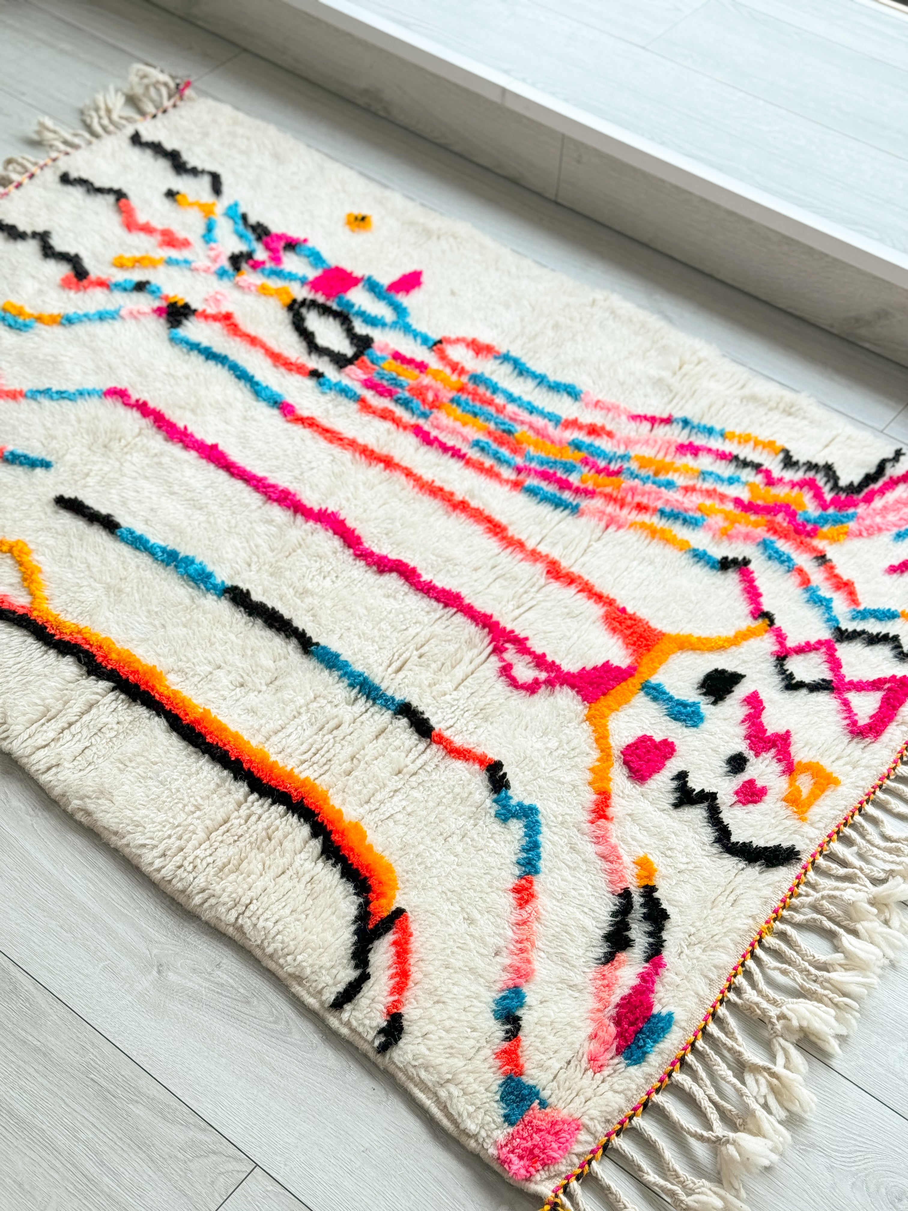 Colorful Berber rug 110 x 167 cm - n°1097