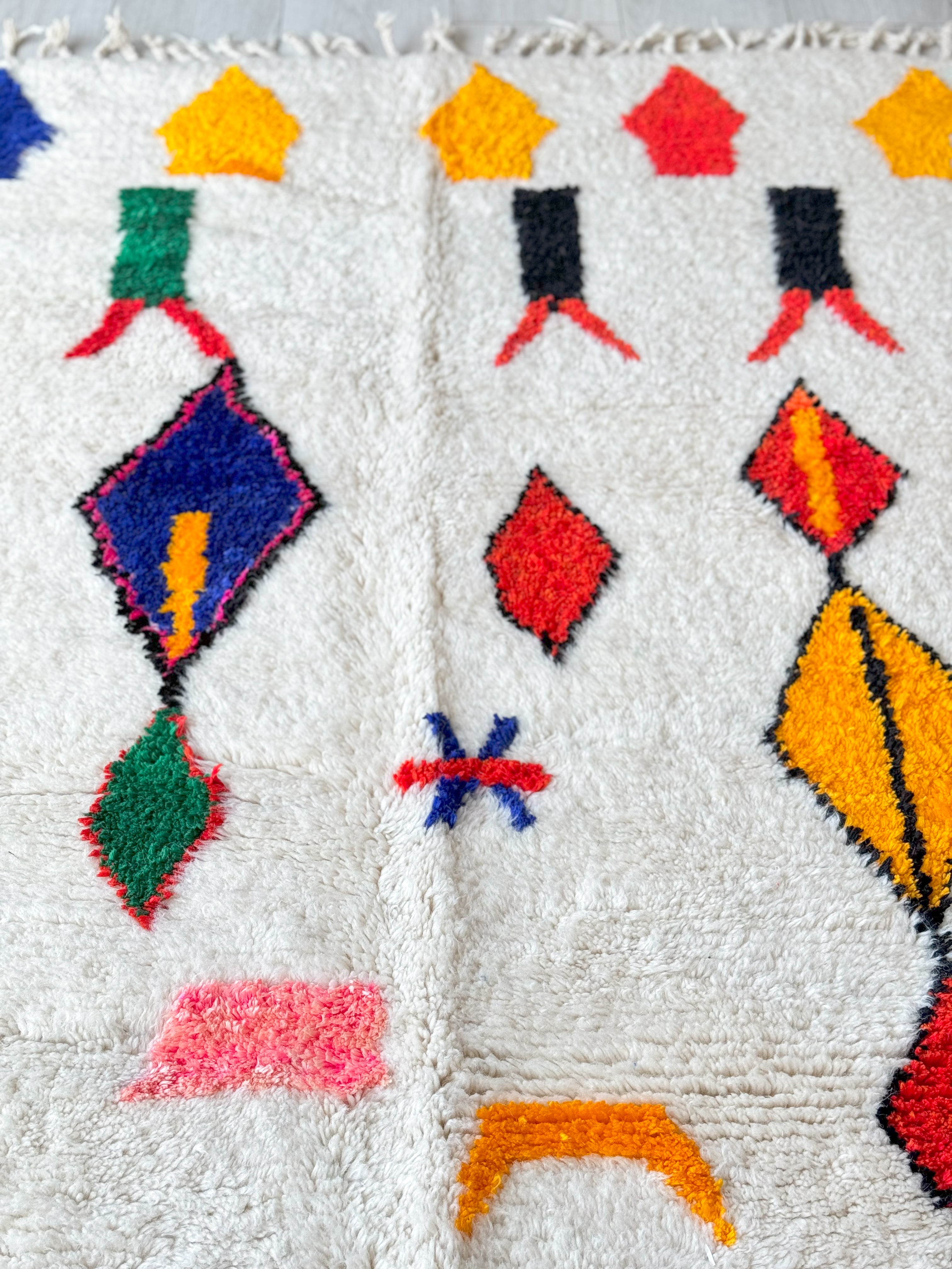 Colorful Berber rug 155 x 270 cm - n°980